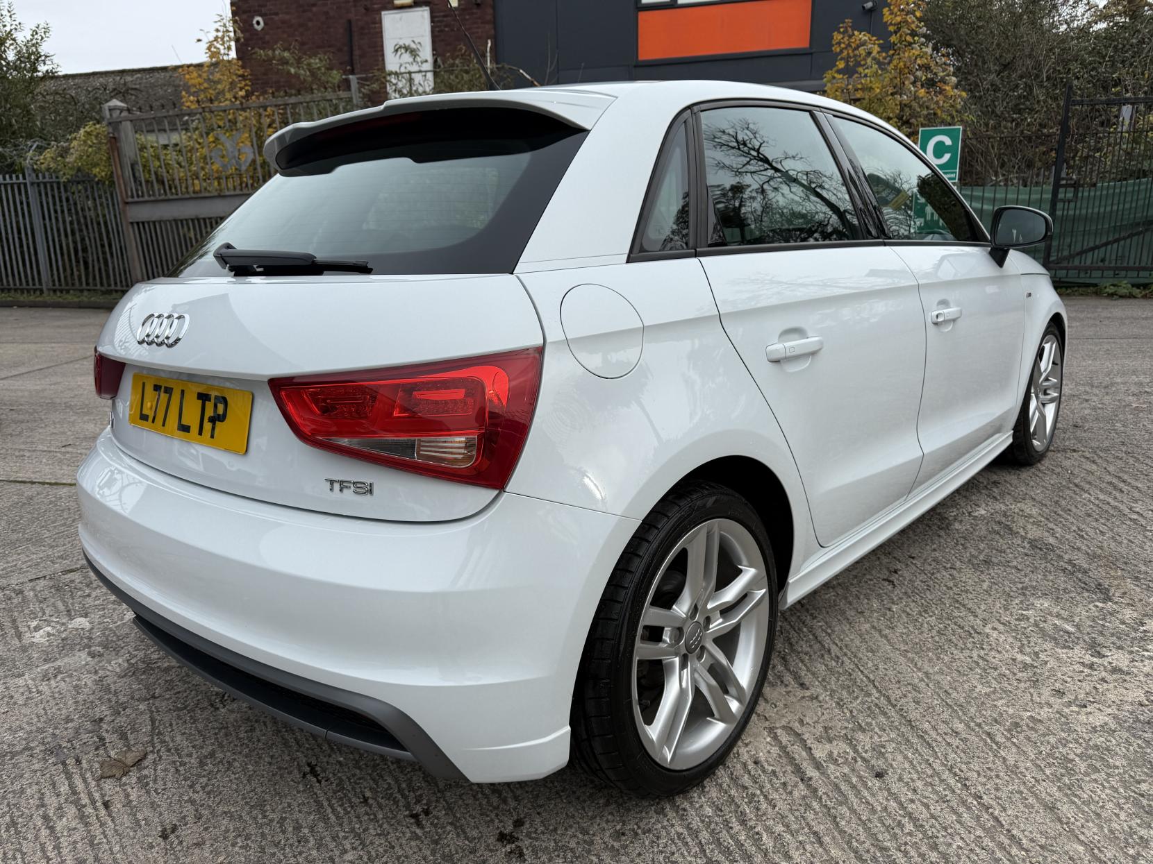 Audi A1 1.4 TFSI S line Sportback 5dr Petrol Manual Euro 5 (s/s) (122 ps)