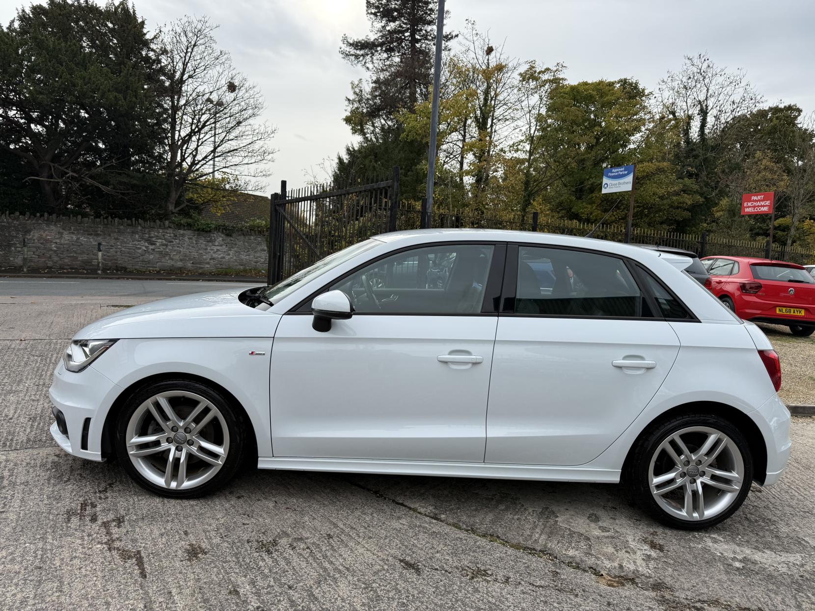 Audi A1 1.4 TFSI S line Sportback 5dr Petrol Manual Euro 5 (s/s) (122 ps)