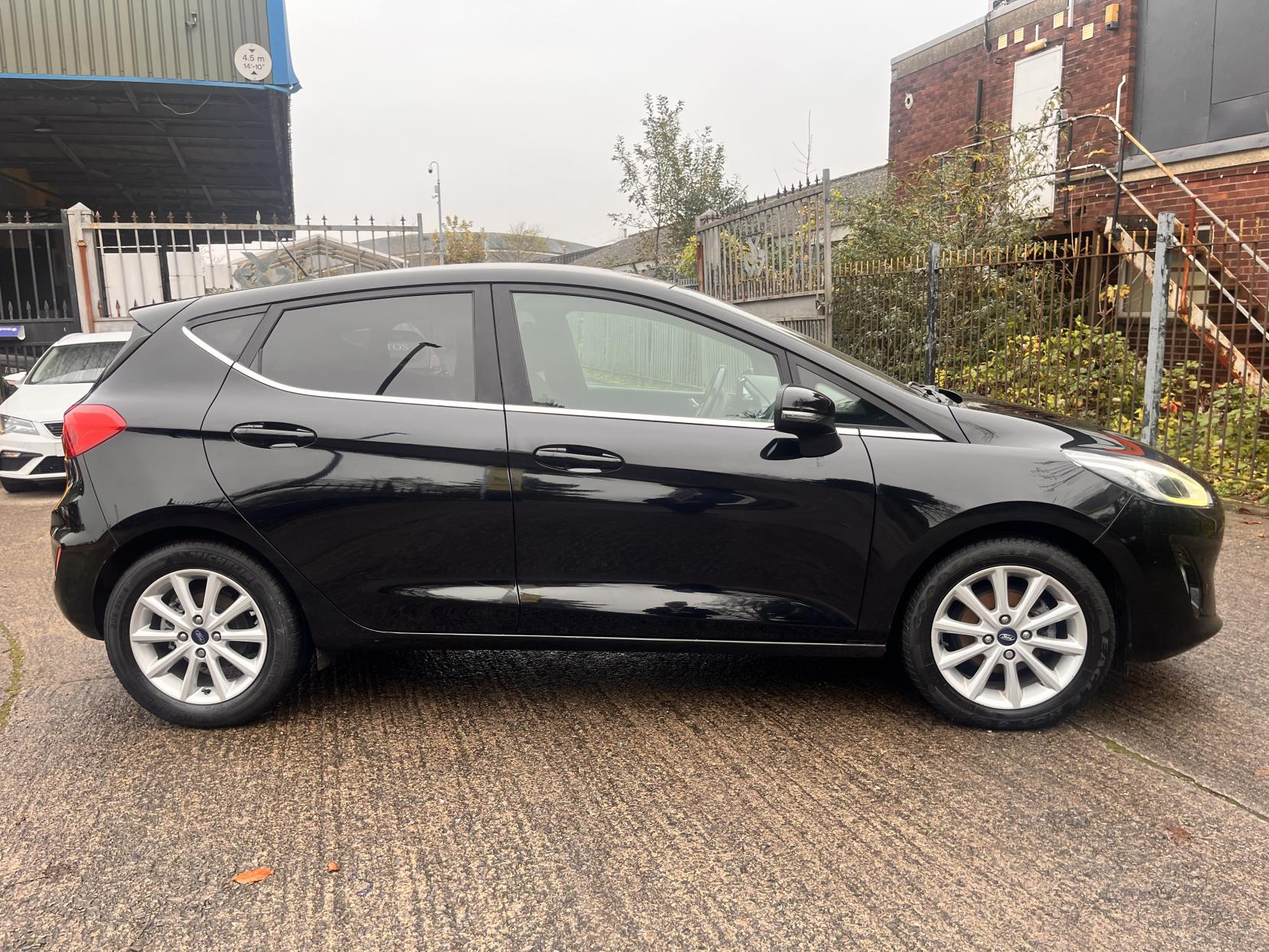 Ford Fiesta 1.5 TDCi Titanium Hatchback 5dr Diesel Manual Euro 6 (s/s) (120 ps)