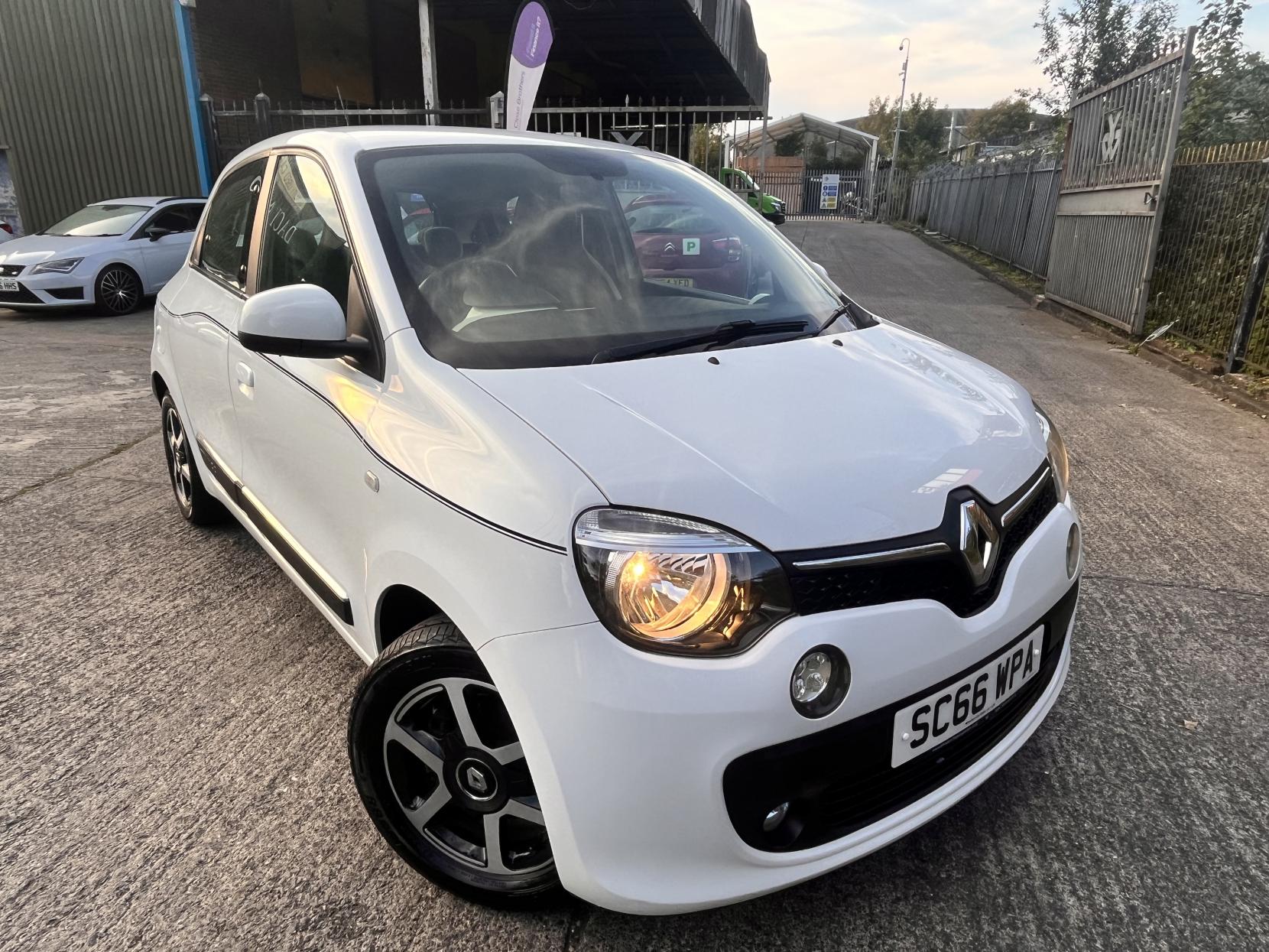 Renault Twingo 1.0 SCe Dynamique Hatchback 5dr Petrol Manual Euro 6 (s/s) (70 ps)