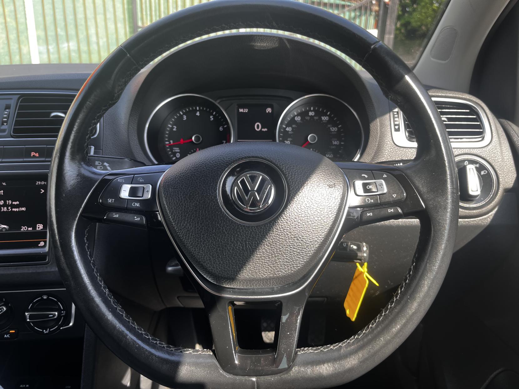 Volkswagen Polo 1.0 BlueMotion Tech Match Hatchback 5dr Petrol Manual Euro 6 (s/s) (60 ps)