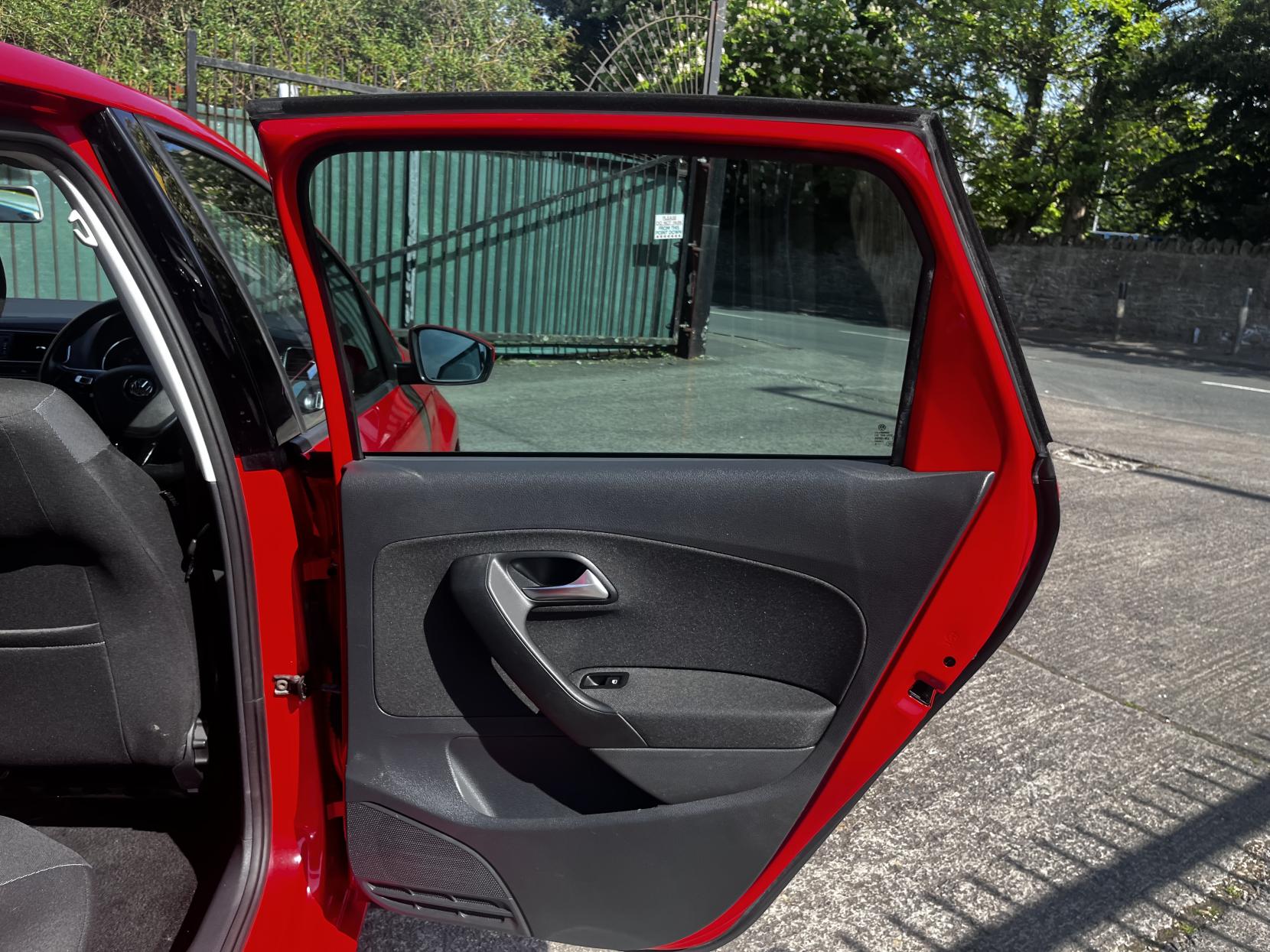 Volkswagen Polo 1.0 BlueMotion Tech Match Hatchback 5dr Petrol Manual Euro 6 (s/s) (60 ps)