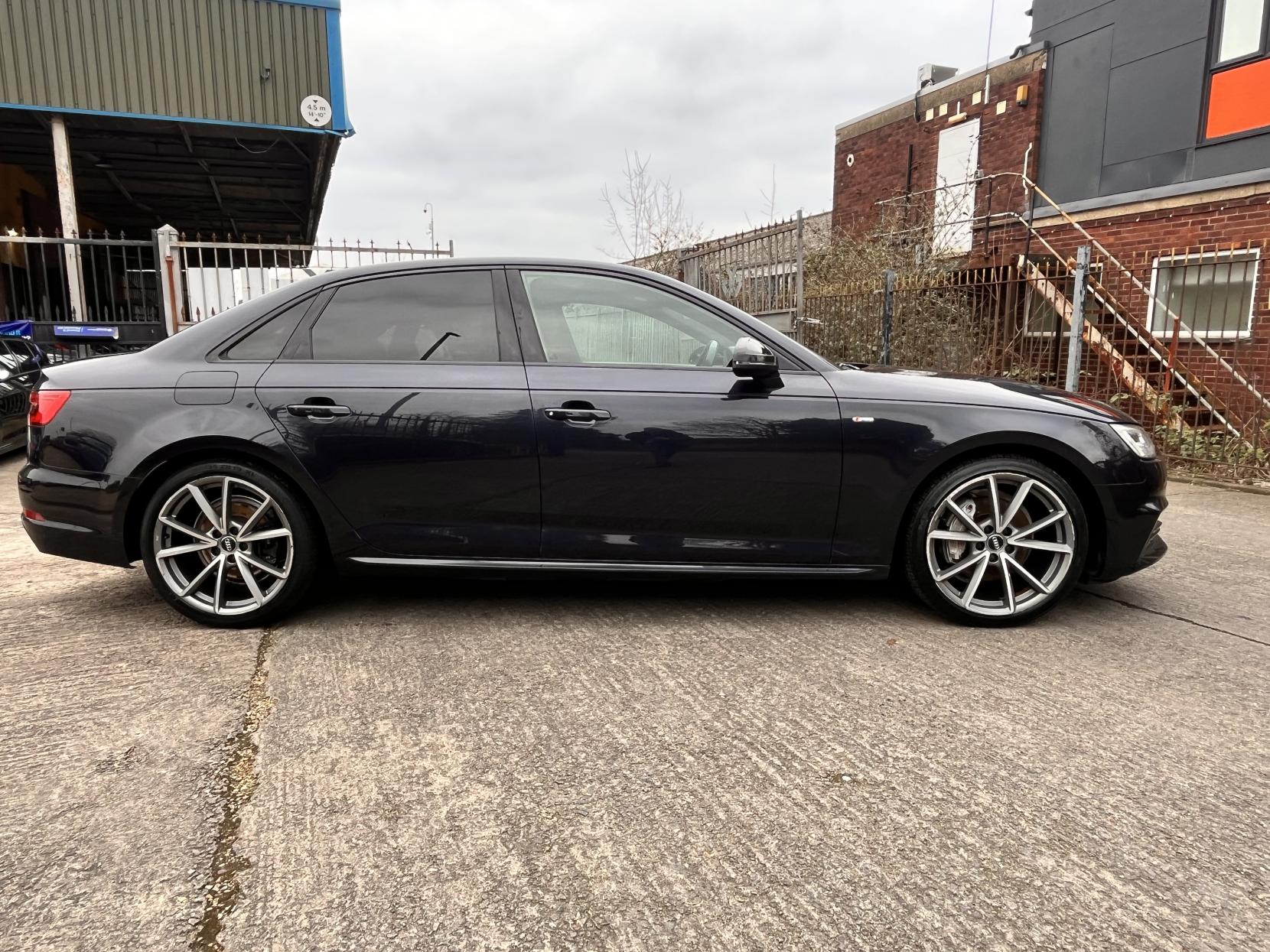 Audi A4 2.0 TDI ultra S line Saloon 4dr Diesel S Tronic Euro 6 (s/s) (190 ps)