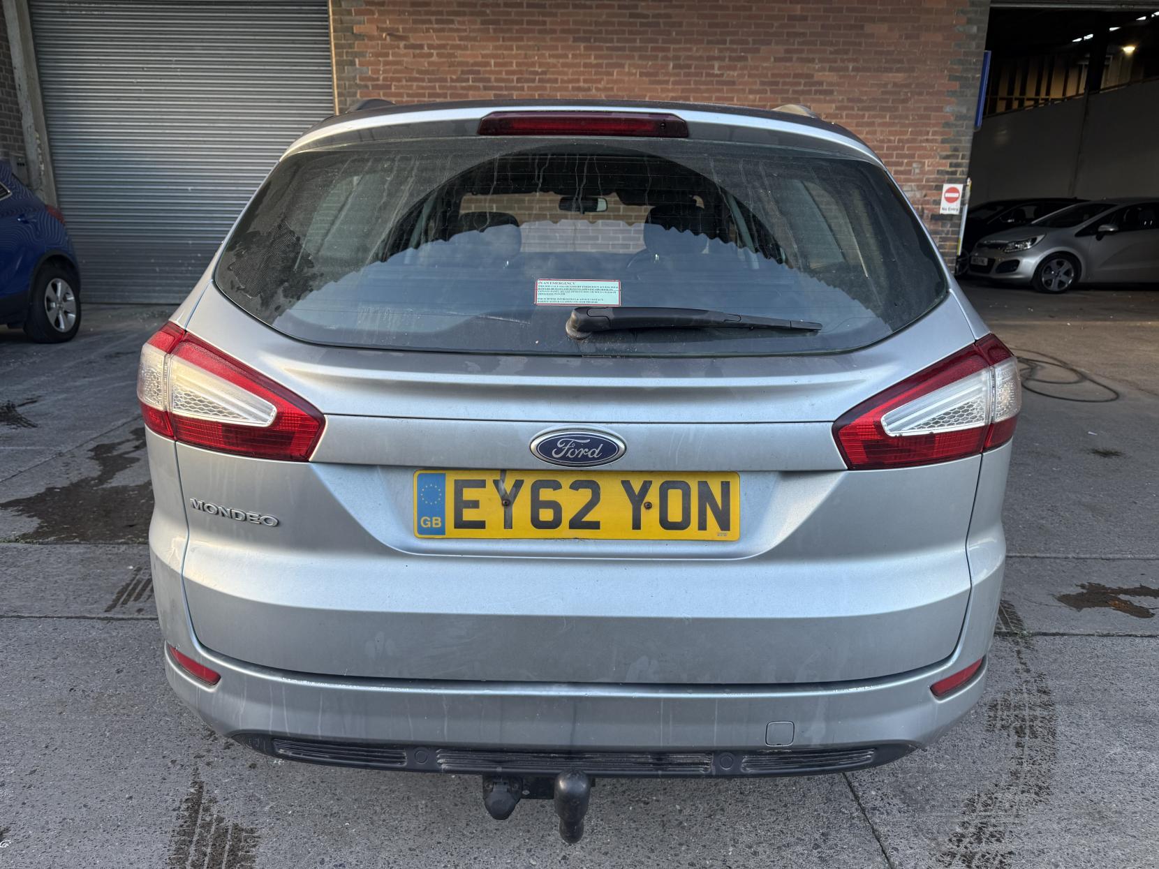 Ford Mondeo 2.0 TDCi Zetec Estate 5dr Diesel Manual Euro 5 (140 ps)