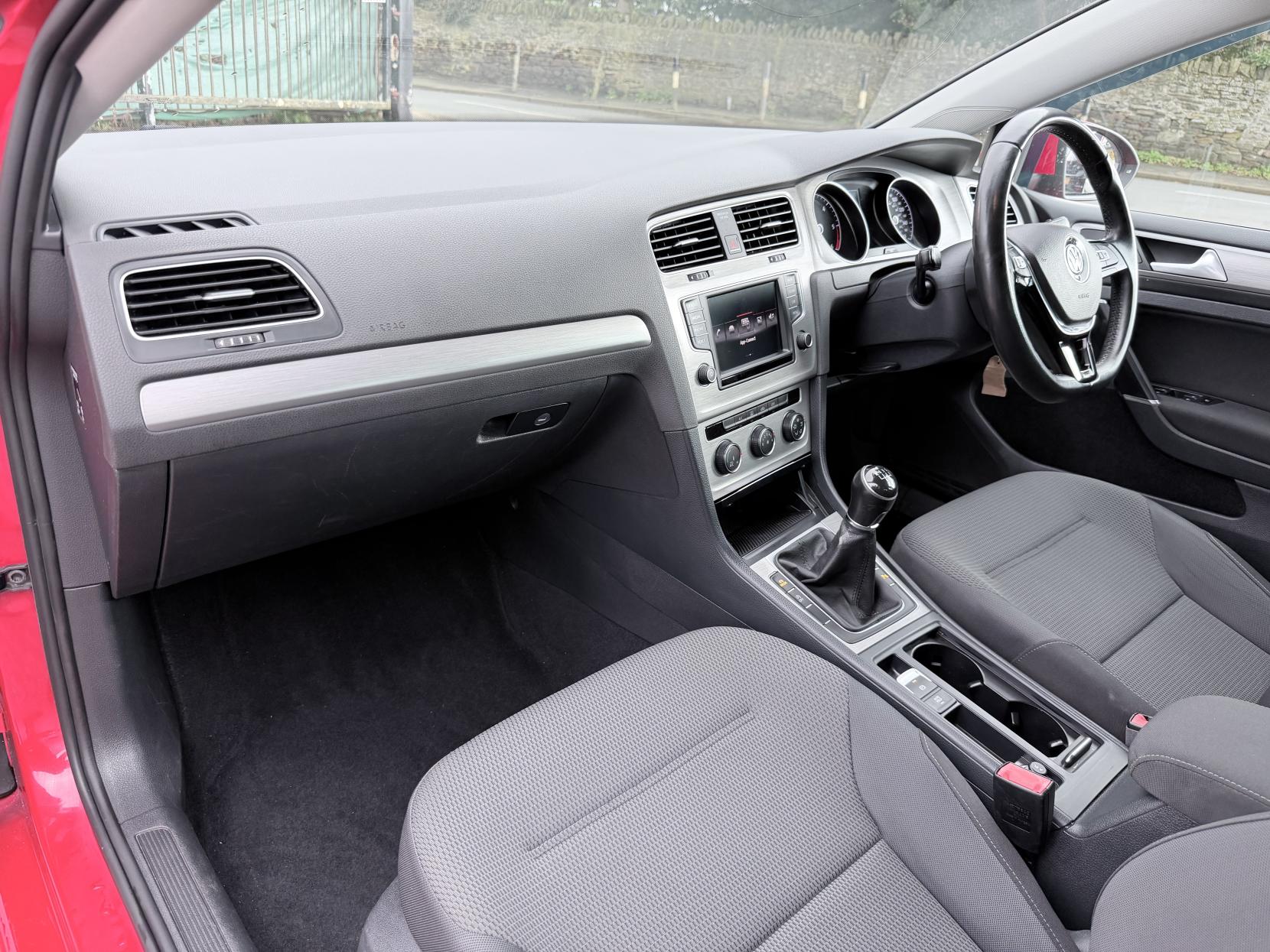 Volkswagen Golf 1.6 TDI BlueMotion Tech Match Hatchback 5dr Diesel Manual Euro 6 (s/s) (110 ps)