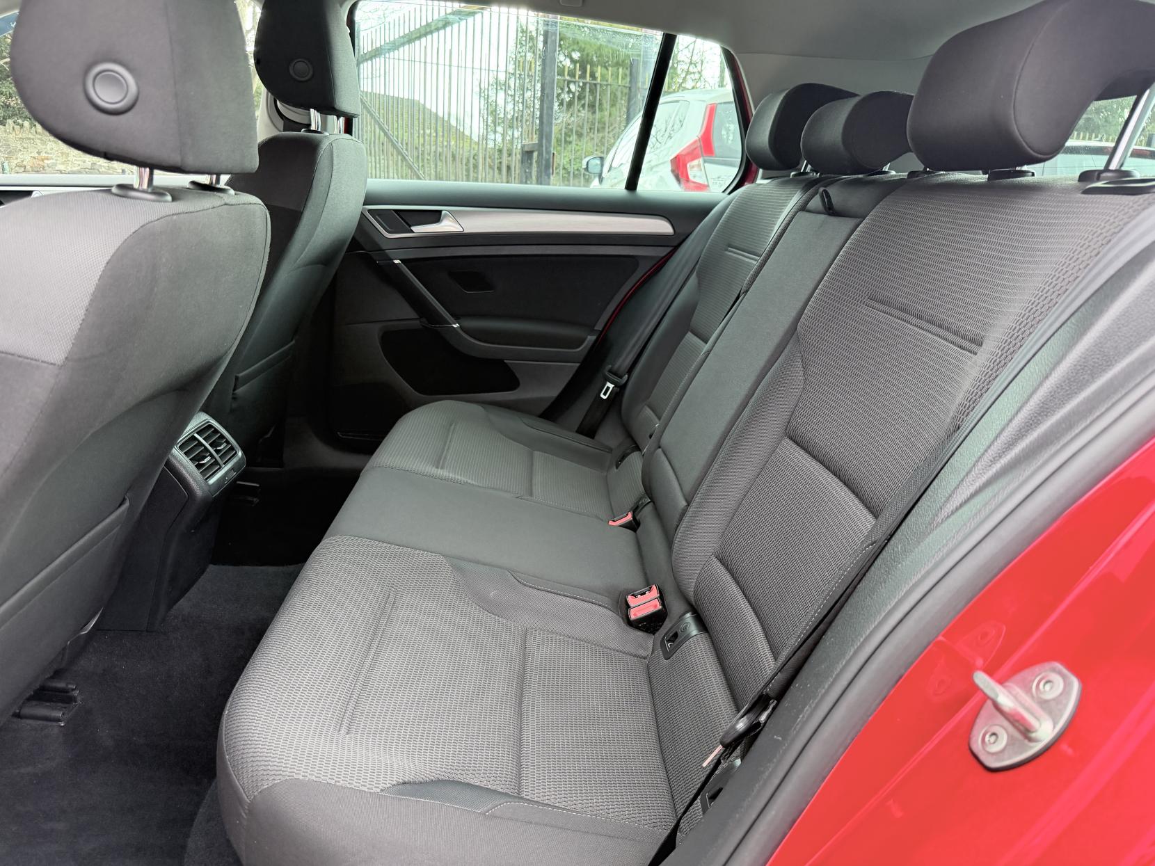 Volkswagen Golf 1.6 TDI BlueMotion Tech Match Hatchback 5dr Diesel Manual Euro 6 (s/s) (110 ps)