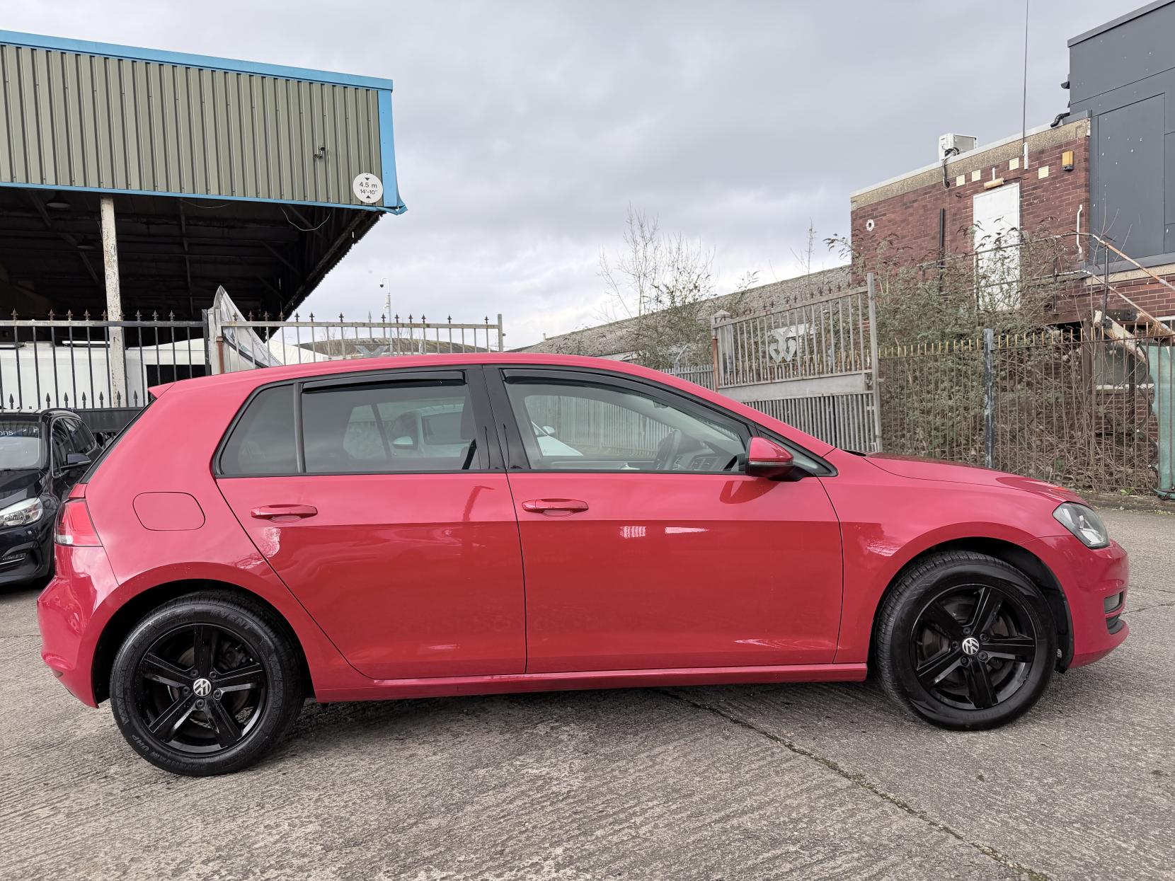 Volkswagen Golf 1.6 TDI BlueMotion Tech Match Hatchback 5dr Diesel Manual Euro 6 (s/s) (110 ps)