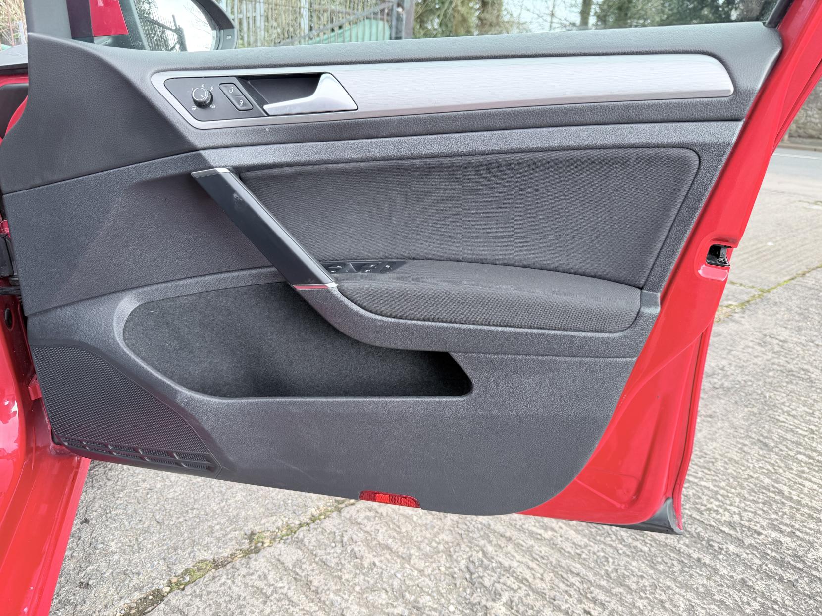 Volkswagen Golf 1.6 TDI BlueMotion Tech Match Hatchback 5dr Diesel Manual Euro 6 (s/s) (110 ps)