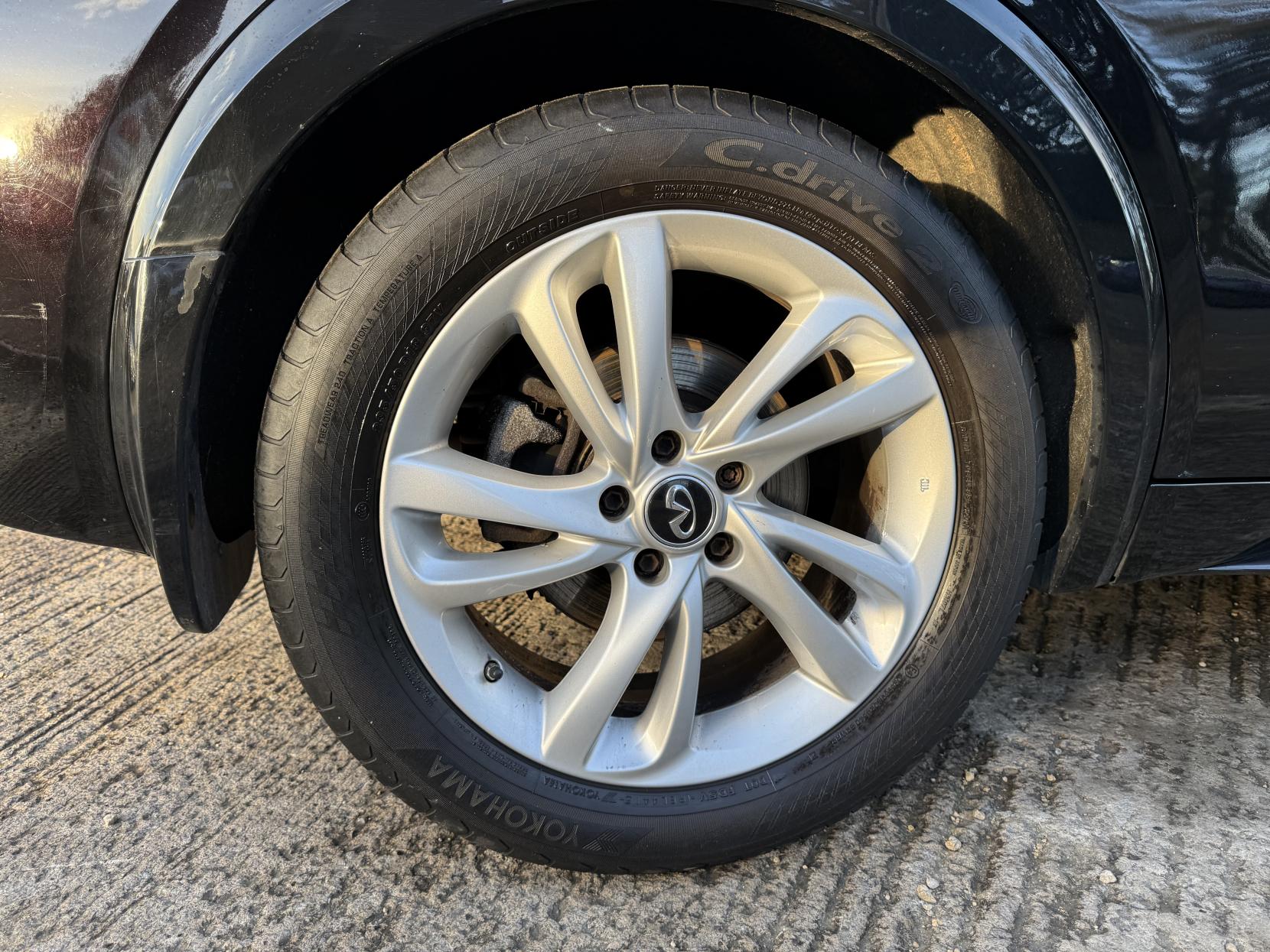 Infiniti Q30 1.5d Premium Tech Hatchback 5dr Diesel Manual Euro 6 (s/s) (109 ps)