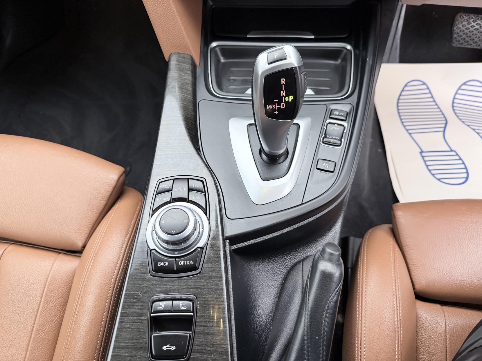 BMW 4 Series 2.0 420d Luxury Convertible 2dr Diesel Auto Euro 6 (s/s) (184 ps)