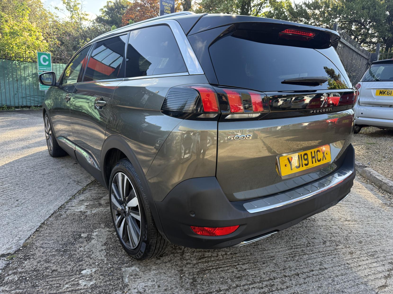 Peugeot 5008 1.5 BlueHDi GT Line Premium SUV 5dr Diesel Manual Euro 6 (s/s) (130 ps)