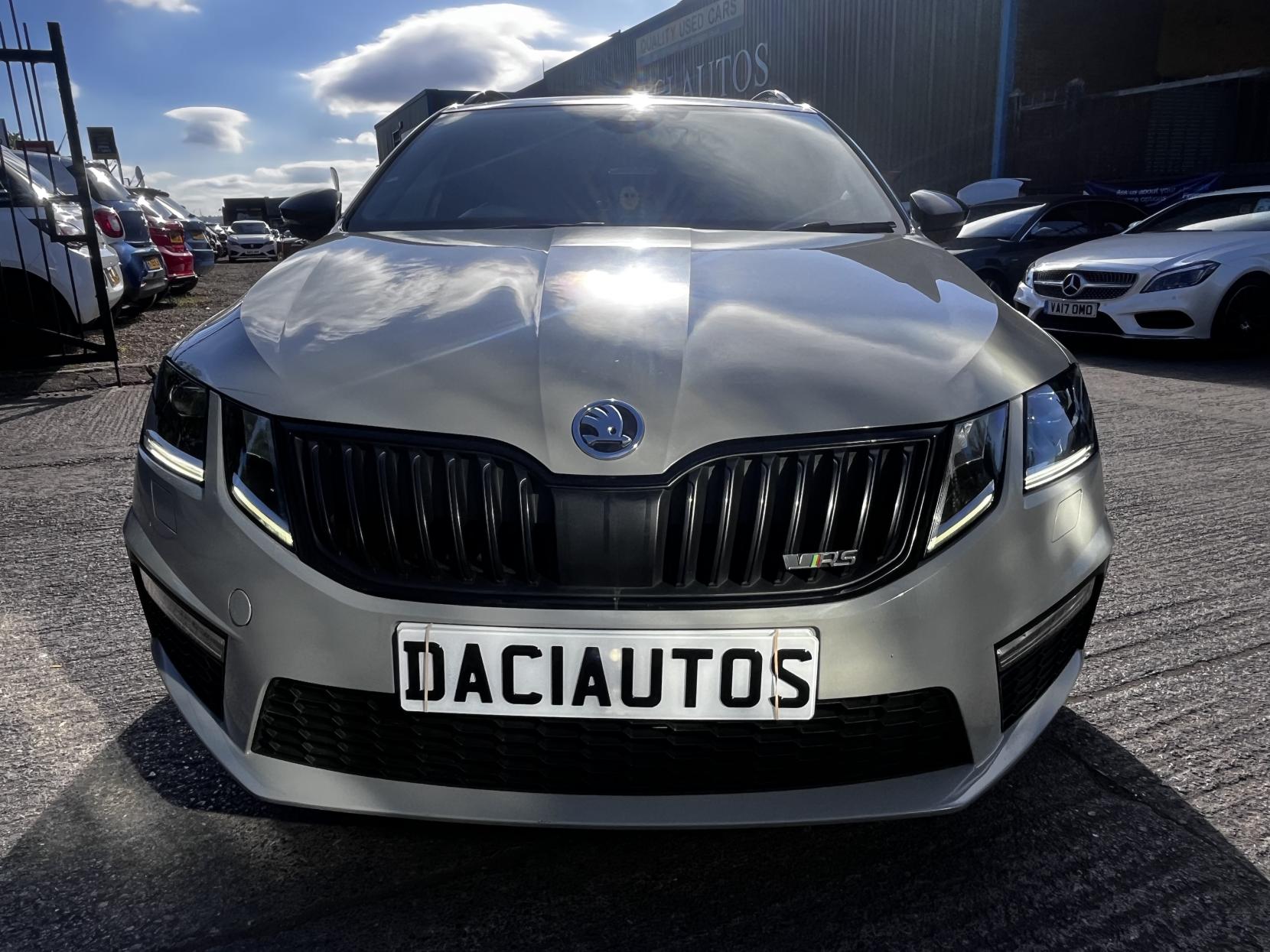 Skoda Octavia 2.0 TDI vRS Estate 5dr Diesel DSG Euro 6 (s/s) (184 ps)