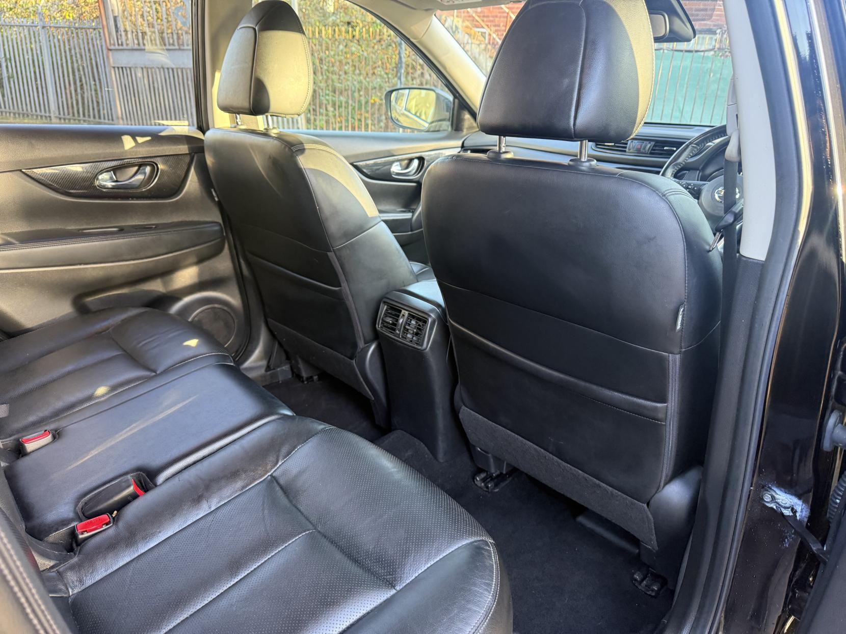 Nissan X-Trail 1.7 dCi Tekna SUV 5dr Diesel Manual Euro 6 (s/s) (150 ps)