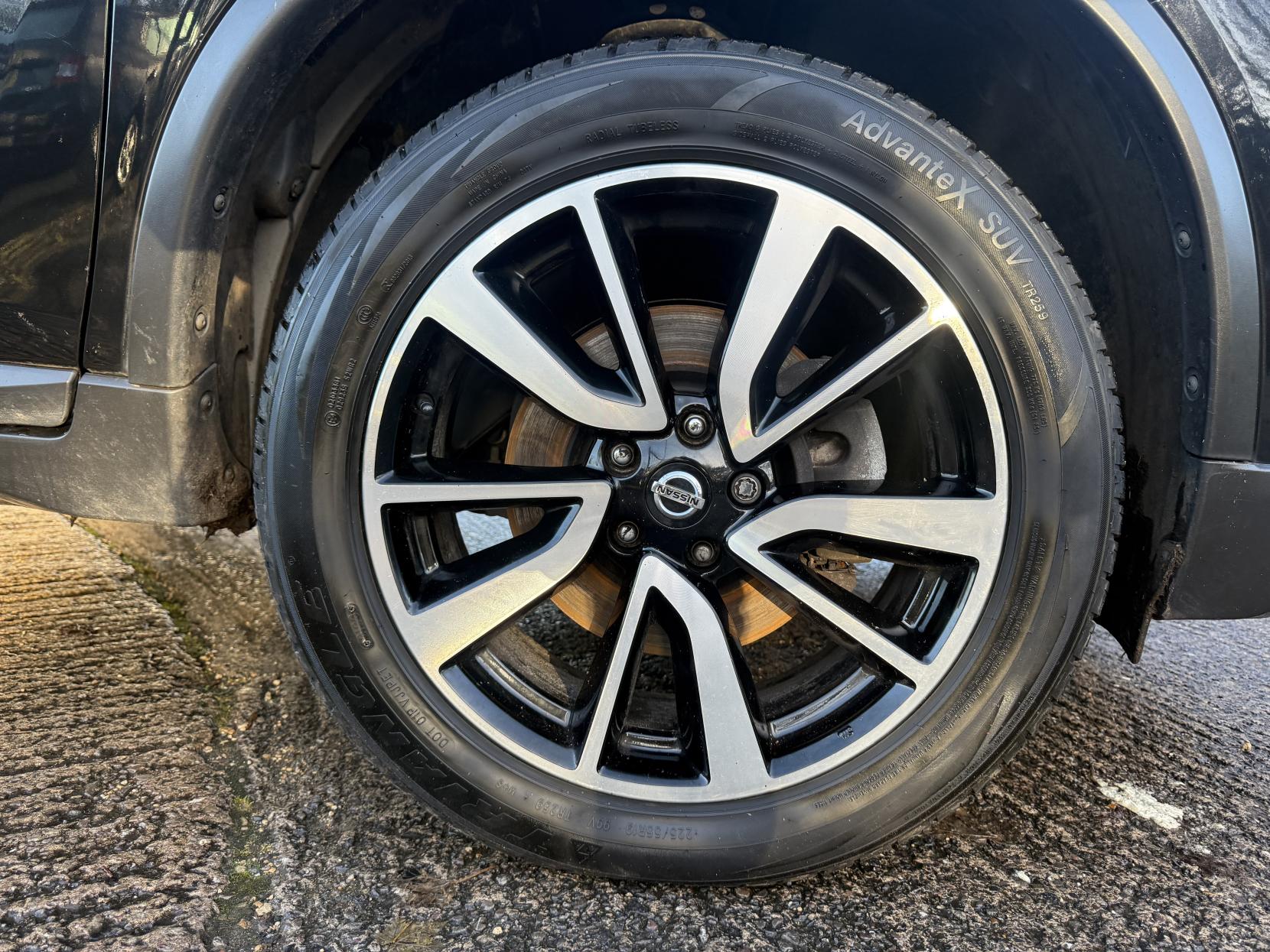 Nissan X-Trail 1.7 dCi Tekna SUV 5dr Diesel Manual Euro 6 (s/s) (150 ps)