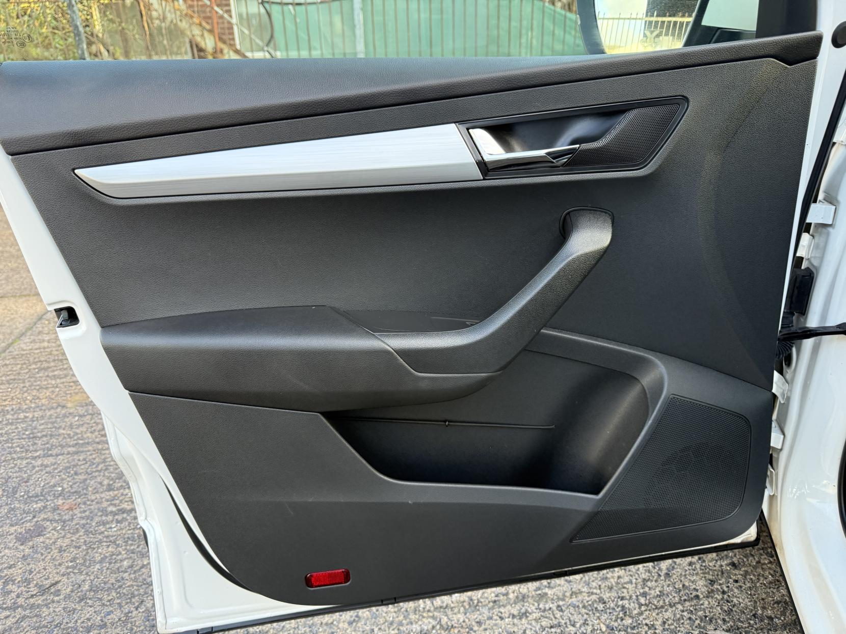 Skoda Karoq 1.6 TDI SE Technology SUV 5dr Diesel Manual Euro 6 (s/s) (115 ps)