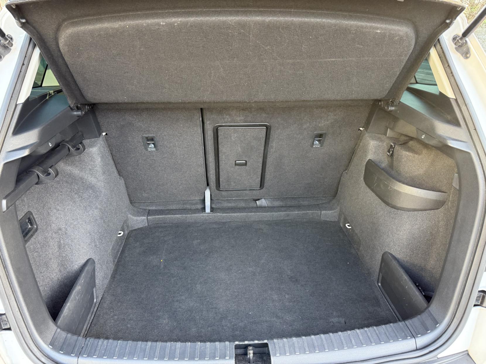 Skoda Karoq 1.6 TDI SE Technology SUV 5dr Diesel Manual Euro 6 (s/s) (115 ps)