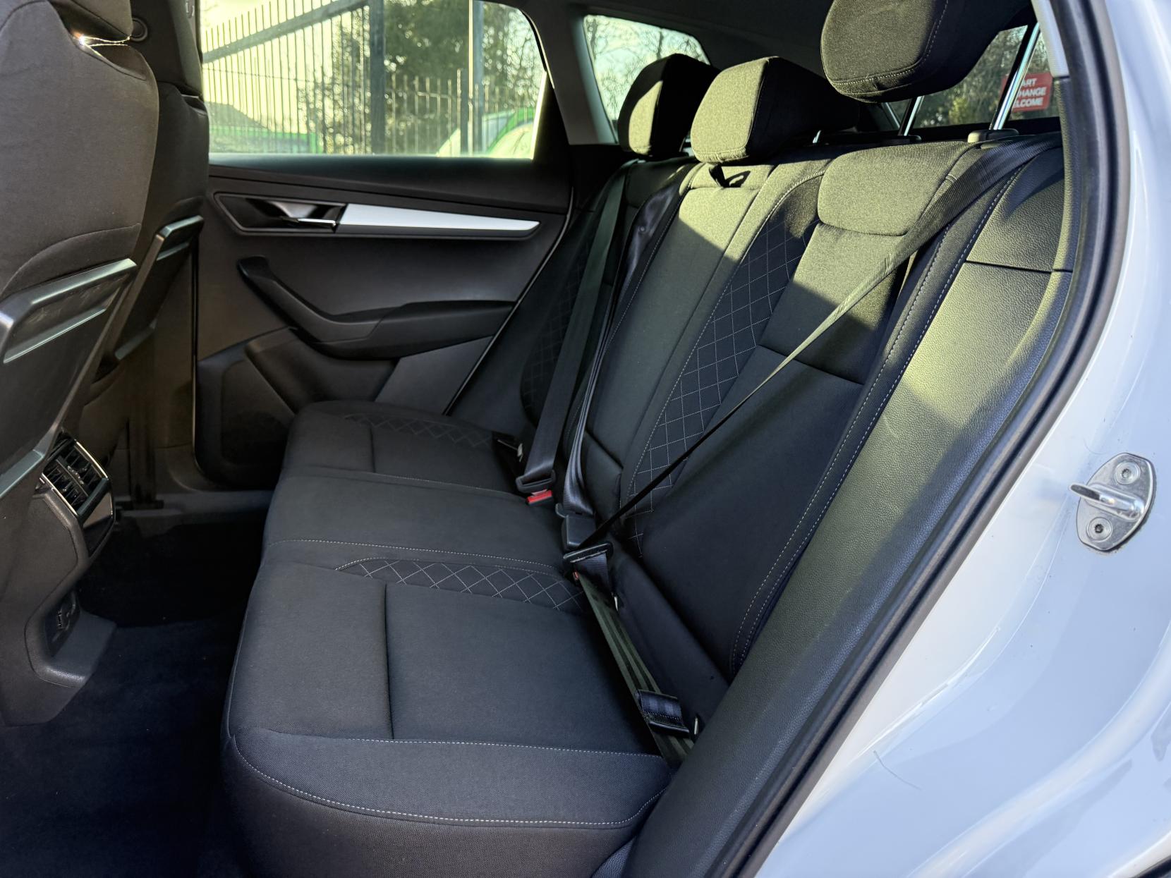 Skoda Karoq 1.6 TDI SE Technology SUV 5dr Diesel Manual Euro 6 (s/s) (115 ps)