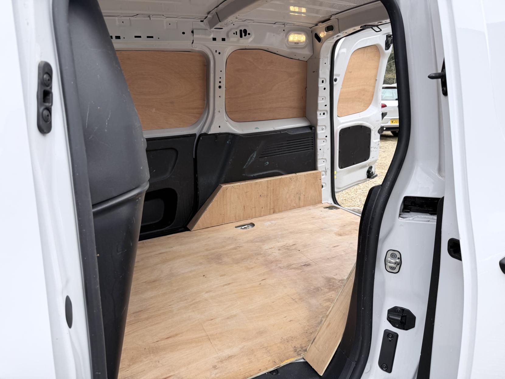 Peugeot Partner 1.5 BlueHDi 1000 Professional Premium + Standard Panel Van 5dr Diesel Manual SWB Euro 6 (s/s) (100 bhp)