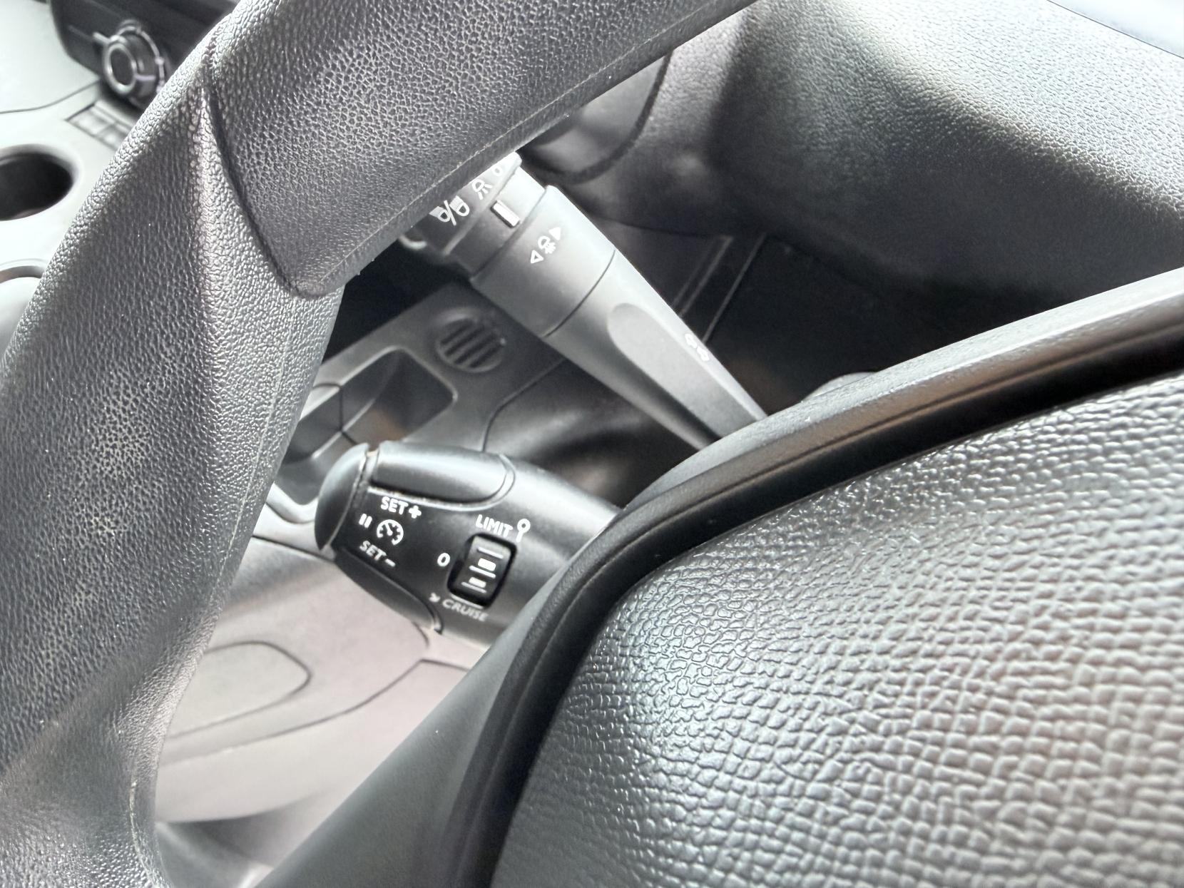 Peugeot Partner 1.5 BlueHDi 1000 Professional Premium + Standard Panel Van 5dr Diesel Manual SWB Euro 6 (s/s) (100 bhp)