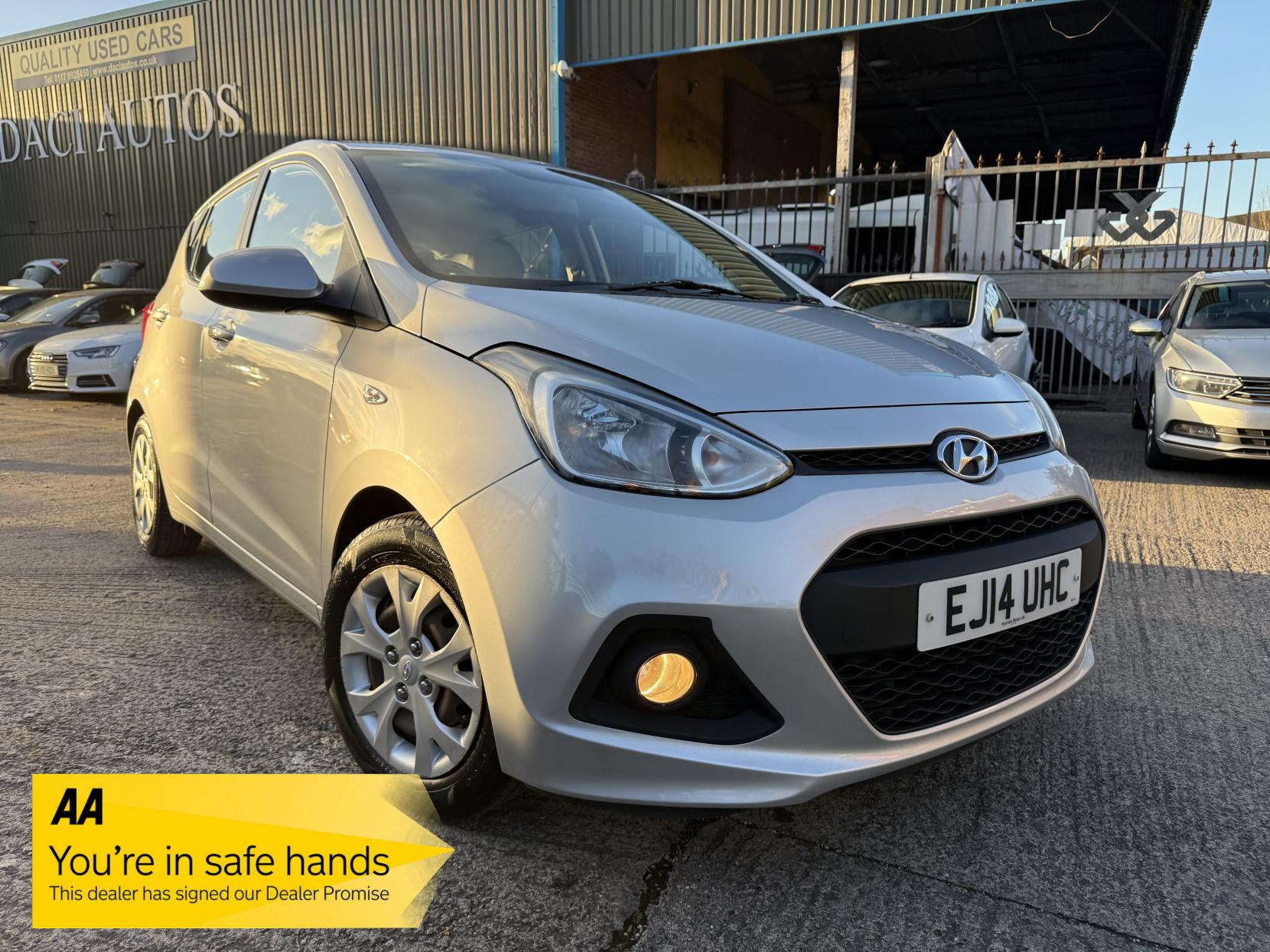 Hyundai i10 1.2 SE Hatchback 5dr Petrol Manual Euro 5 (87 ps)