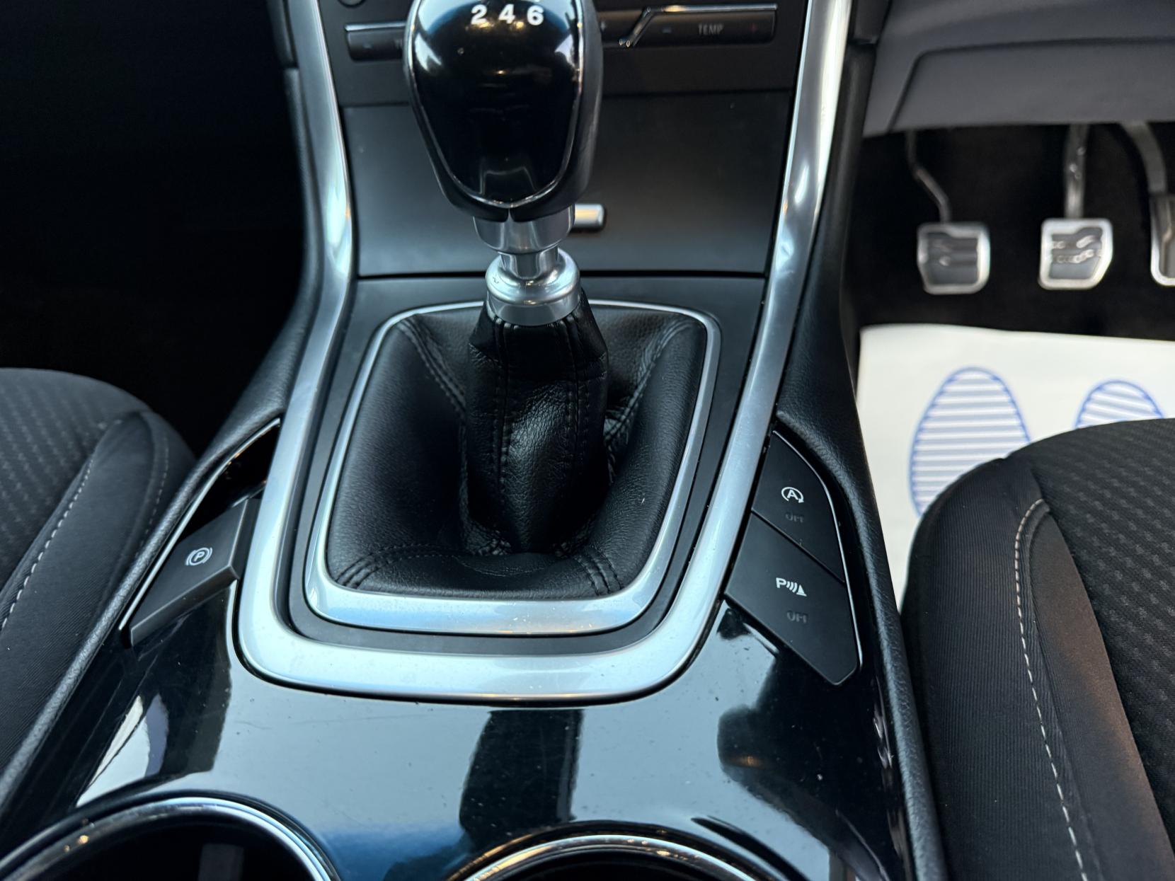 Ford Edge 2.0 TDCi Sport SUV 5dr Diesel Manual AWD Euro 6 (s/s) (180 ps)