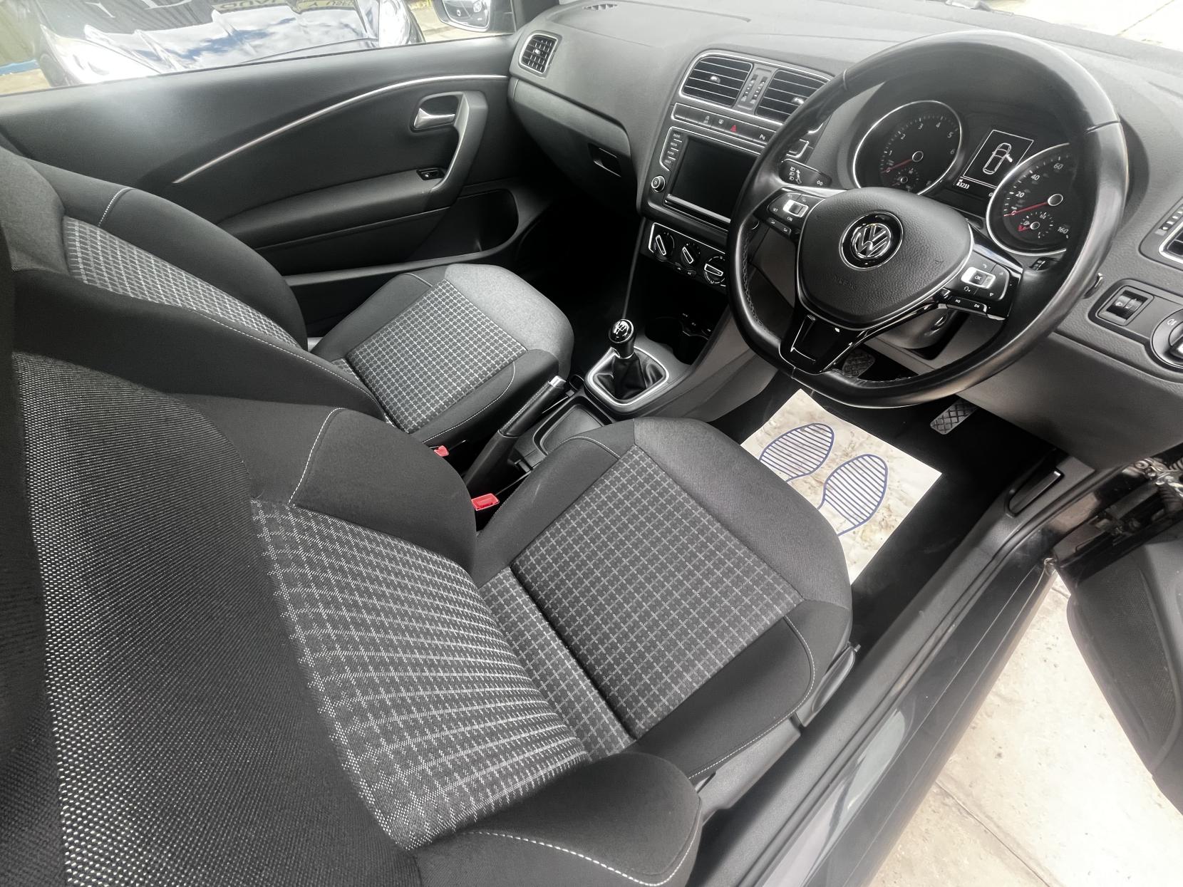 Volkswagen Polo 1.2 TSI BlueMotion Tech SE Hatchback 3dr Petrol Manual Euro 6 (s/s) (90 ps)