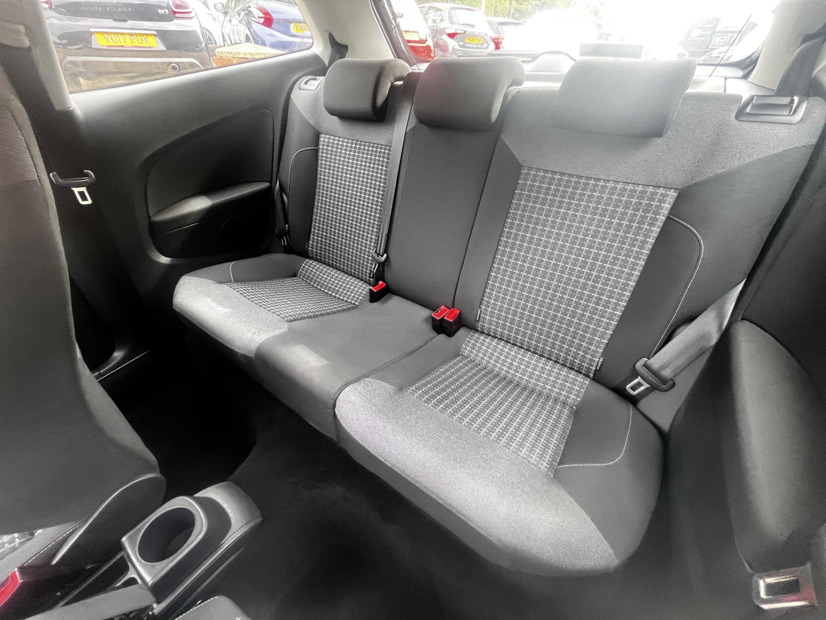 Volkswagen Polo 1.2 TSI BlueMotion Tech SE Hatchback 3dr Petrol Manual Euro 6 (s/s) (90 ps)