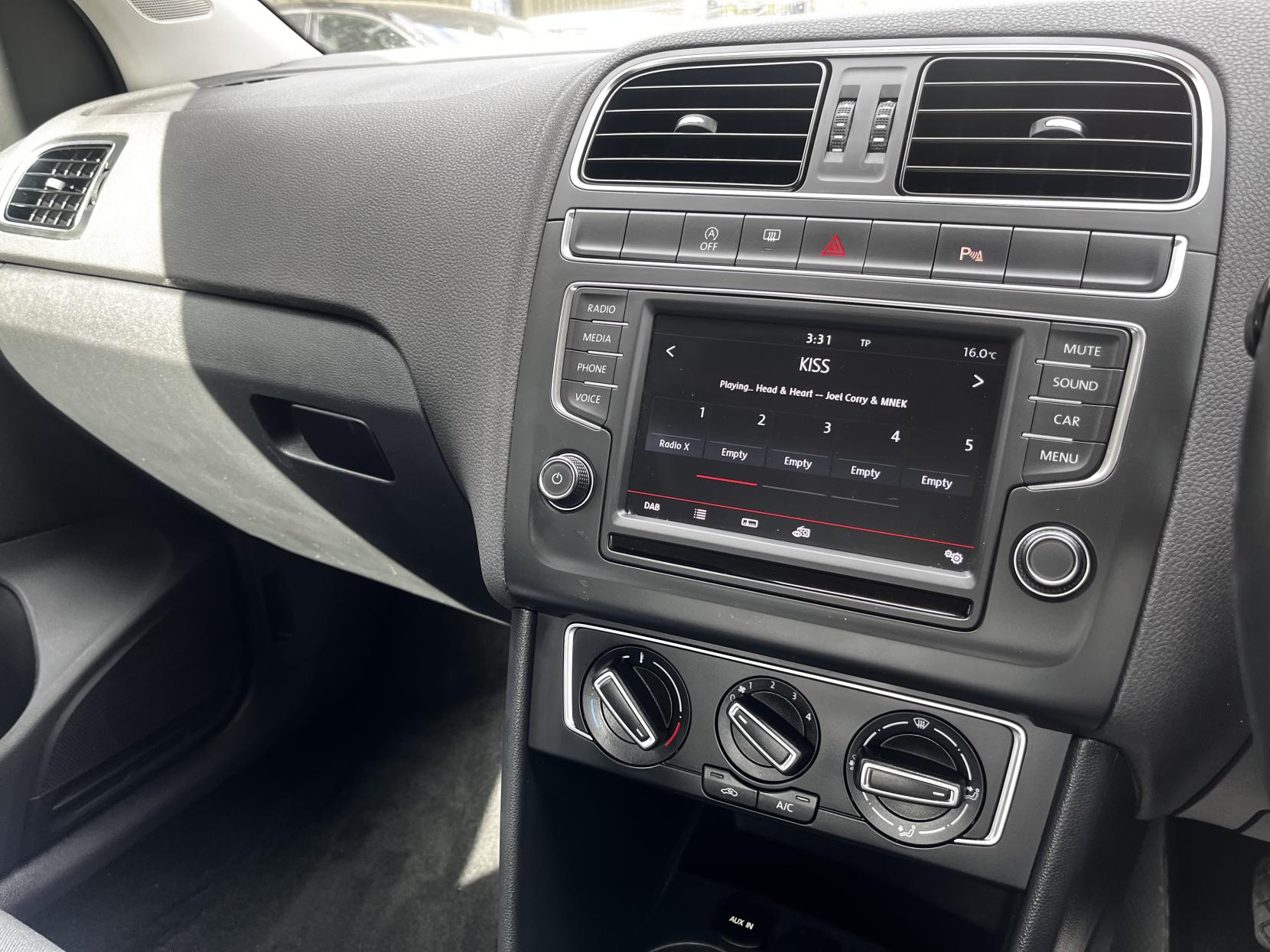 Volkswagen Polo 1.2 TSI BlueMotion Tech SE Hatchback 3dr Petrol Manual Euro 6 (s/s) (90 ps)
