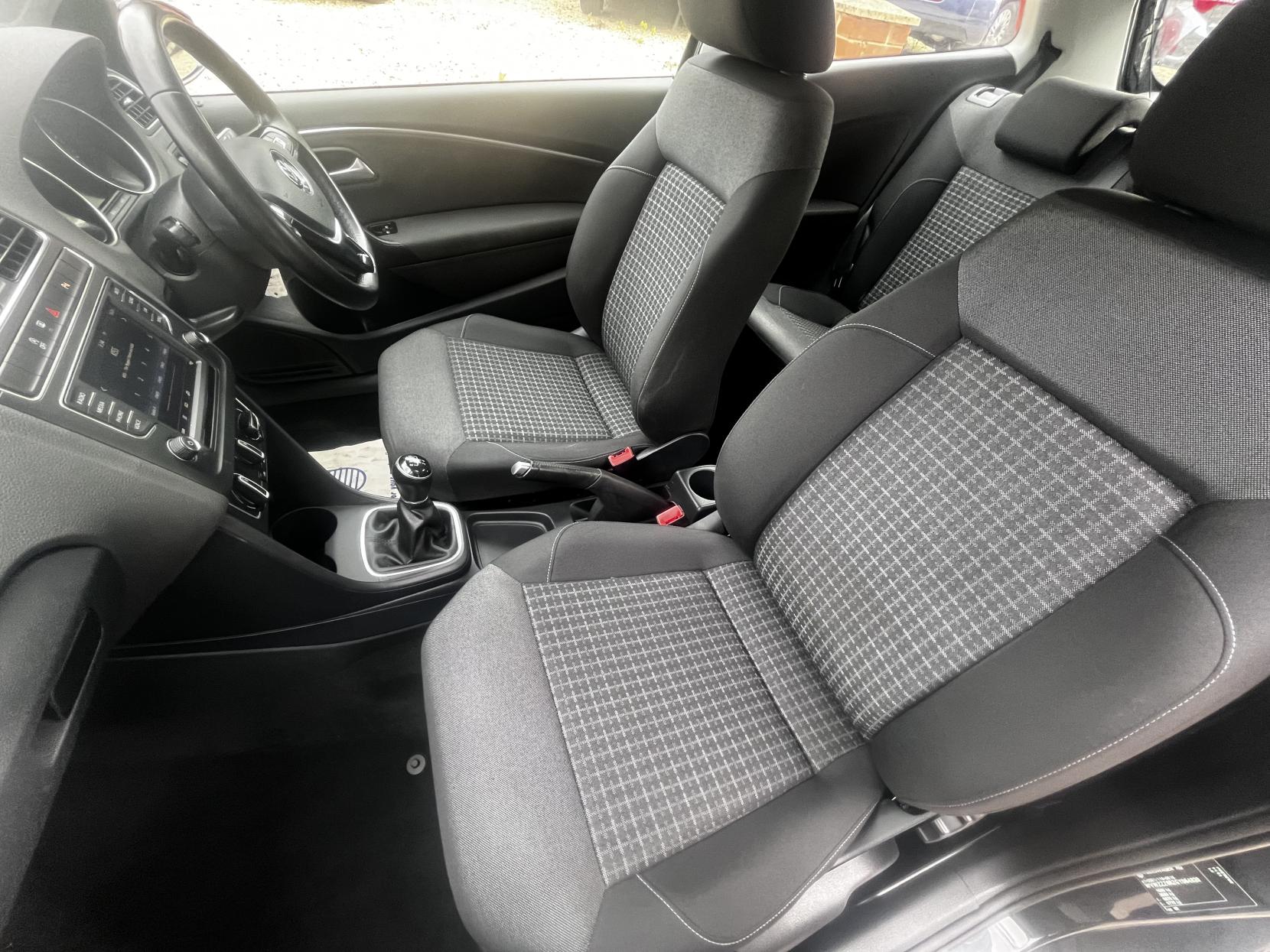 Volkswagen Polo 1.2 TSI BlueMotion Tech SE Hatchback 3dr Petrol Manual Euro 6 (s/s) (90 ps)