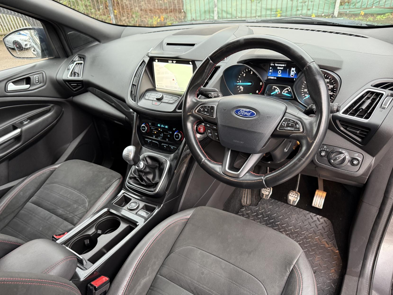 Ford Kuga 2.0 TDCi EcoBlue ST-Line SUV 5dr Diesel Manual Euro 6 (s/s) (150 ps)