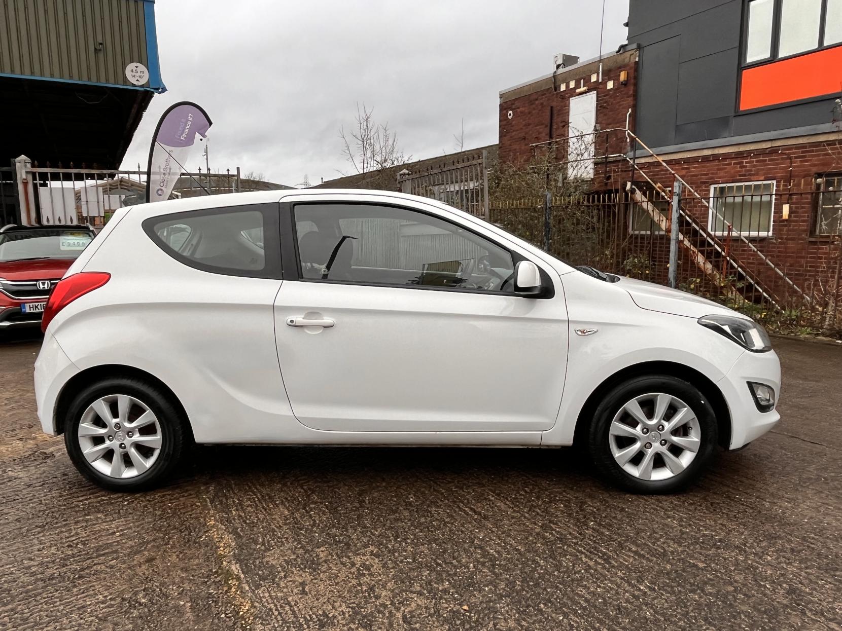 Hyundai i20 1.2 Active Hatchback 3dr Petrol Manual Euro 5 (85 bhp)