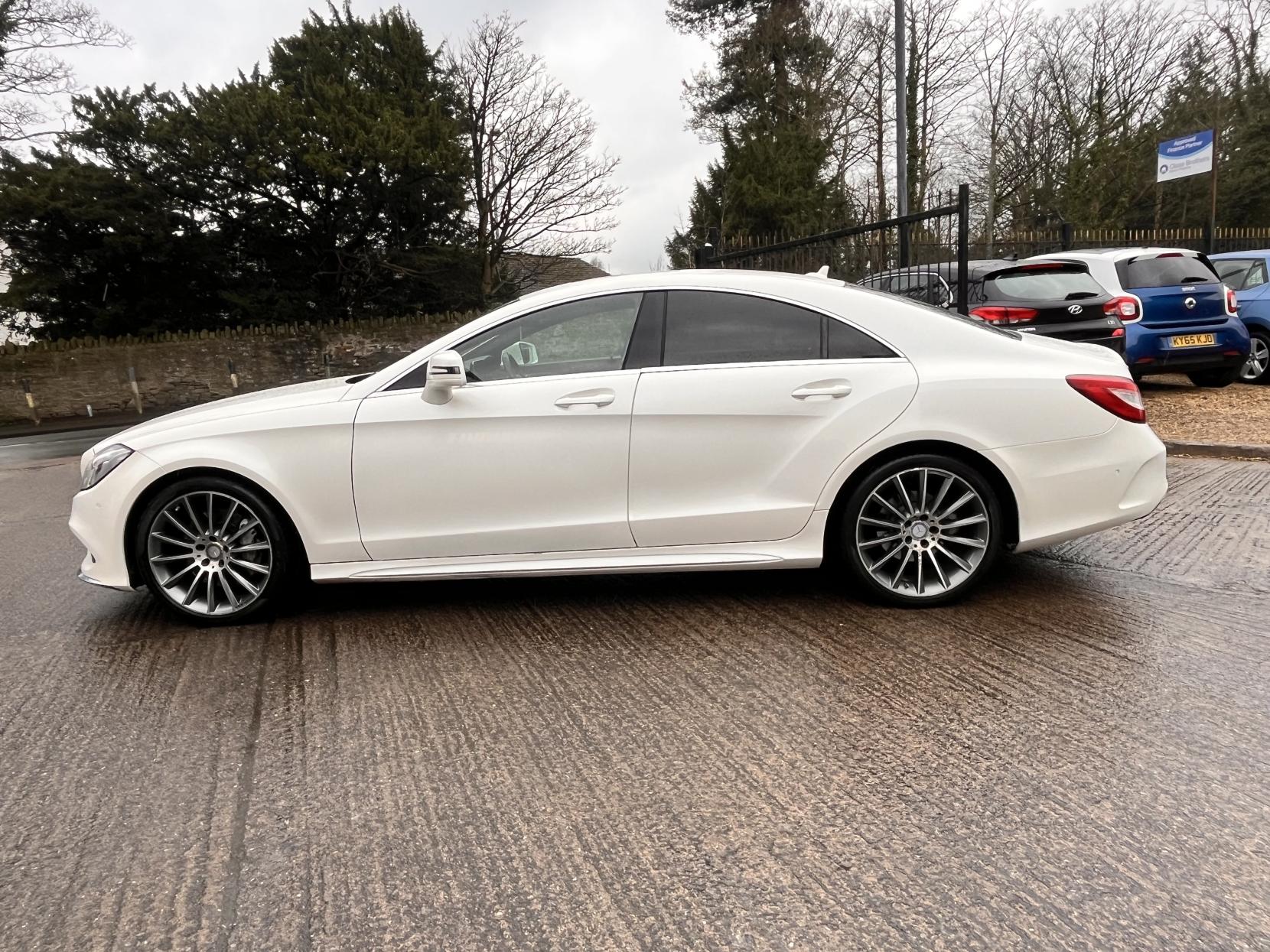 Mercedes-Benz CLS 3.0 CLS350d V6 AMG Line (Premium) Coupe 4dr Diesel G-Tronic+ Euro 6 (s/s) (258 ps)