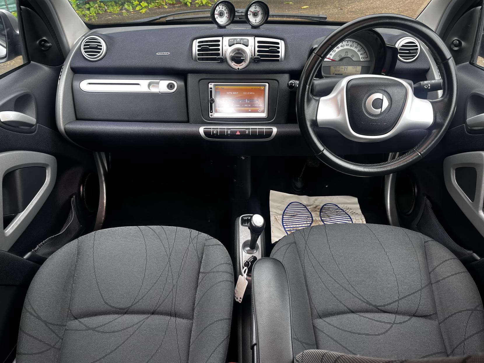 Smart fortwo 1.0 MHD Passion Coupe 2dr Petrol SoftTouch Euro 5 (s/s) (71 bhp)