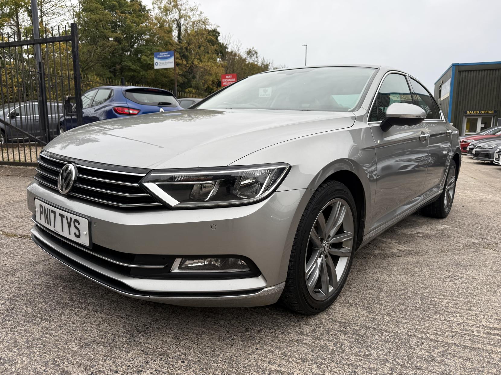 Volkswagen Passat 2.0 TDI BlueMotion Tech GT Saloon 4dr Diesel DSG Euro 6 (s/s) (150 ps)
