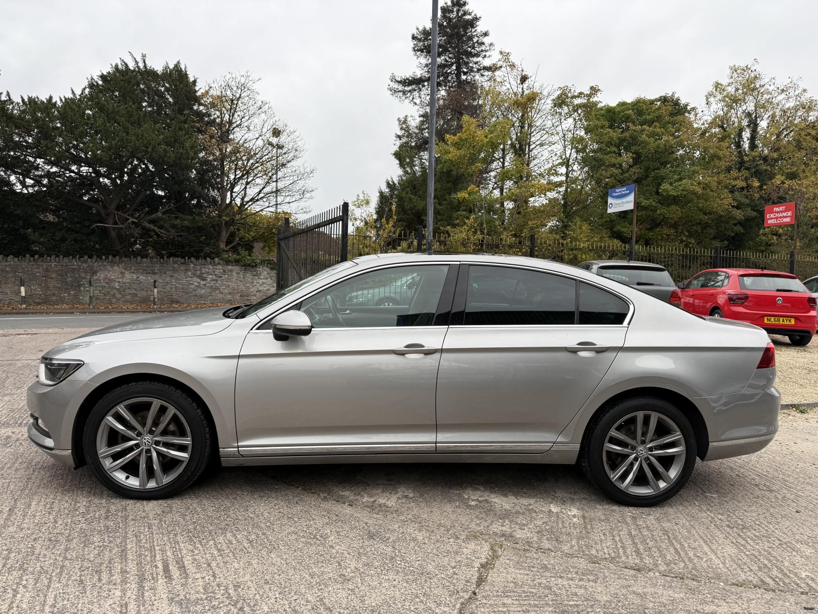 Volkswagen Passat 2.0 TDI BlueMotion Tech GT Saloon 4dr Diesel DSG Euro 6 (s/s) (150 ps)