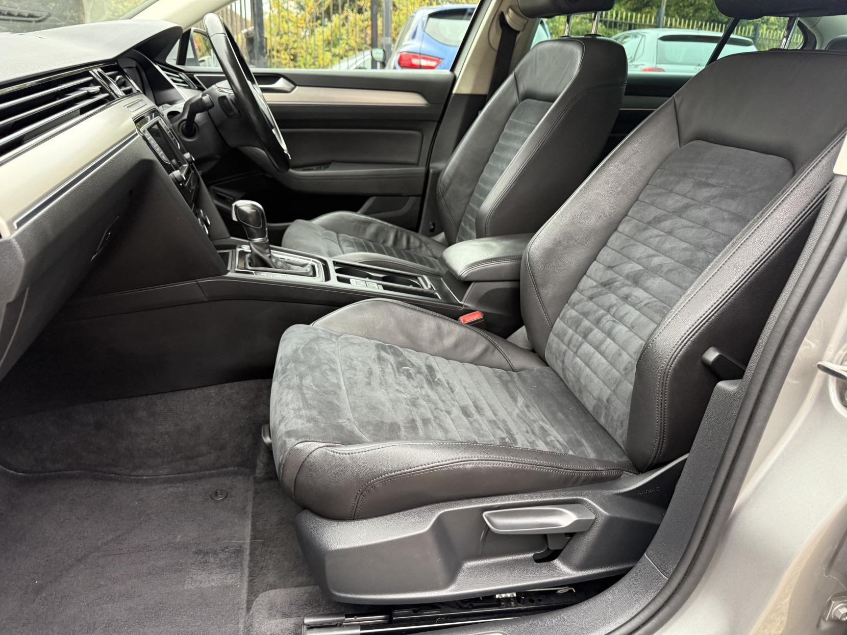Volkswagen Passat 2.0 TDI BlueMotion Tech GT Saloon 4dr Diesel DSG Euro 6 (s/s) (150 ps)
