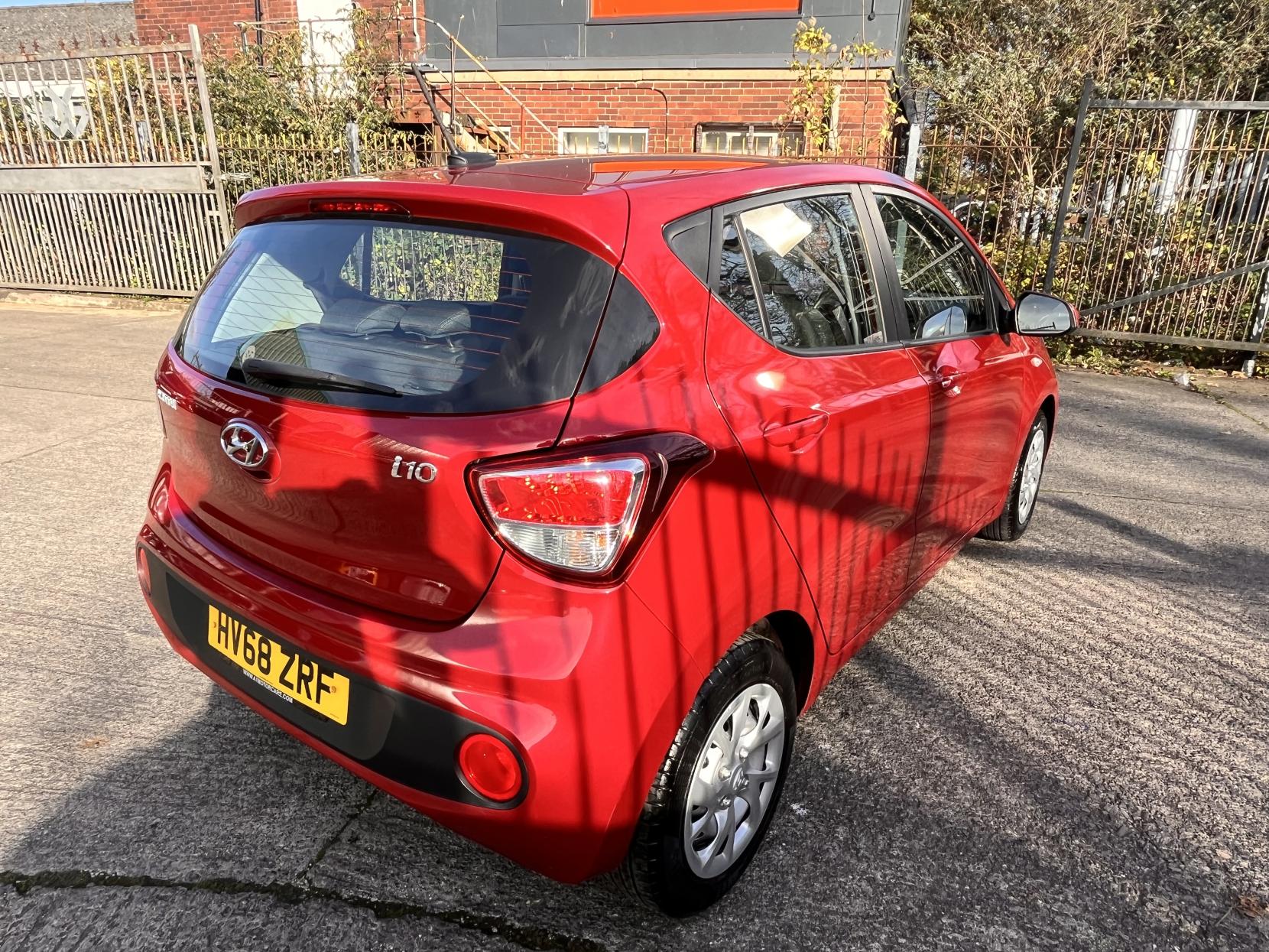 Hyundai i10 1.0 SE Hatchback 5dr Petrol Manual Euro 6 (67 ps)