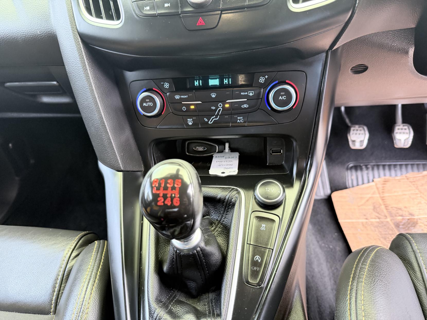 Ford Focus 2.0T EcoBoost ST-2 Hatchback 5dr Petrol Manual Euro 6 (s/s) (250 ps)