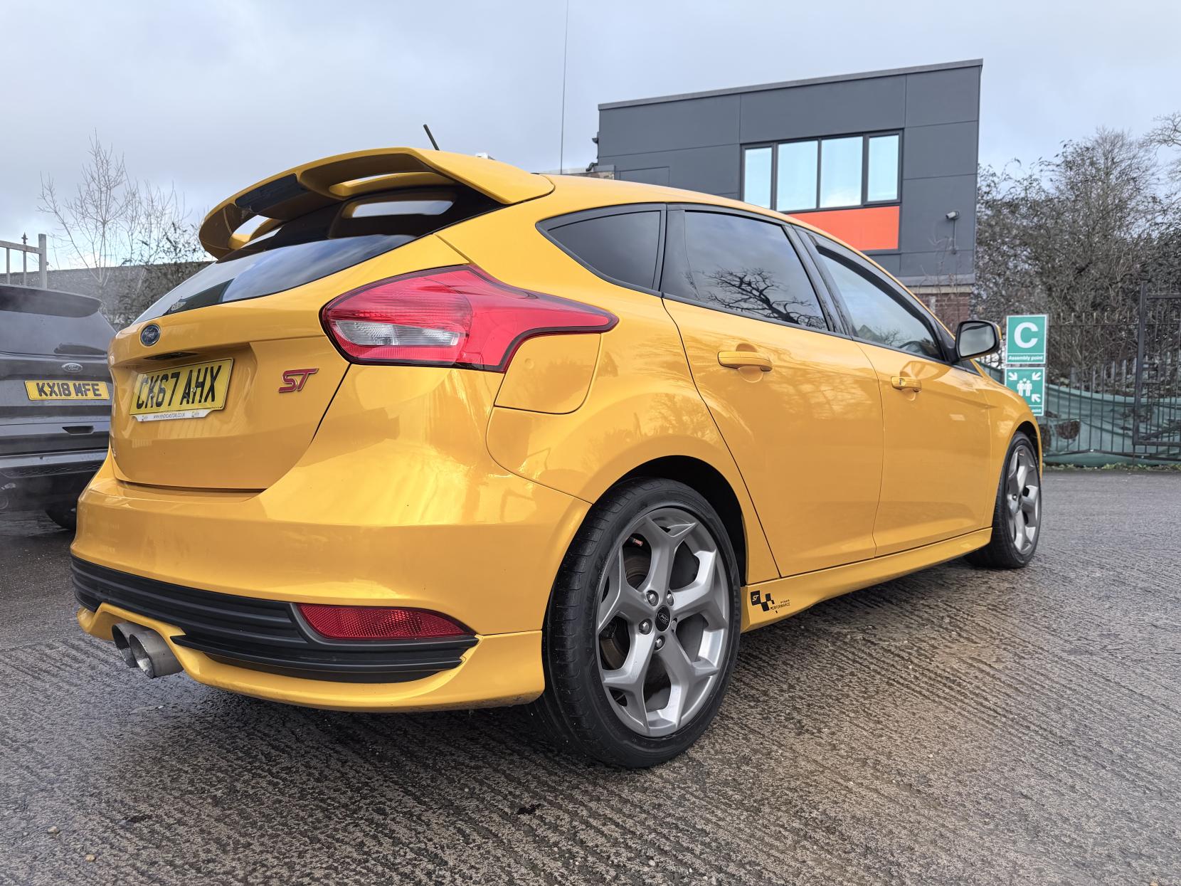 Ford Focus 2.0T EcoBoost ST-2 Hatchback 5dr Petrol Manual Euro 6 (s/s) (250 ps)