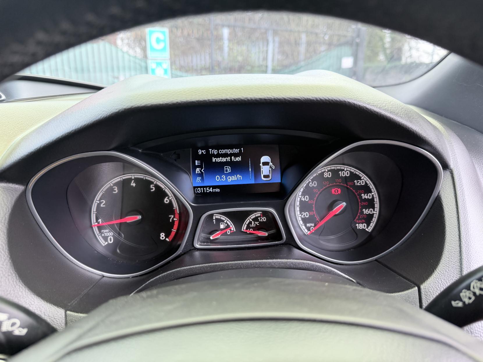 Ford Focus 2.0T EcoBoost ST-2 Hatchback 5dr Petrol Manual Euro 6 (s/s) (250 ps)