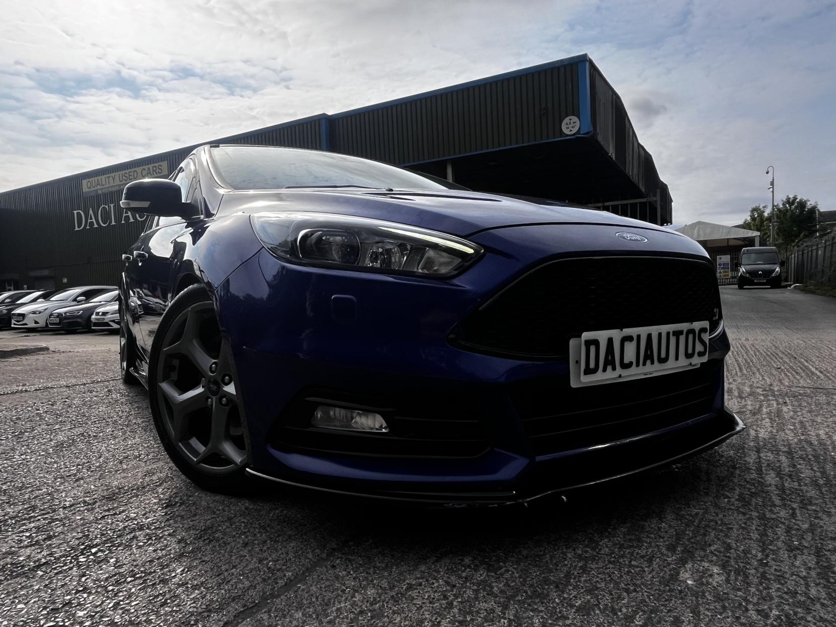 Ford Focus 2.0 TDCi ST-3 Hatchback 5dr Diesel Manual Euro 6 (s/s) (185 ps)