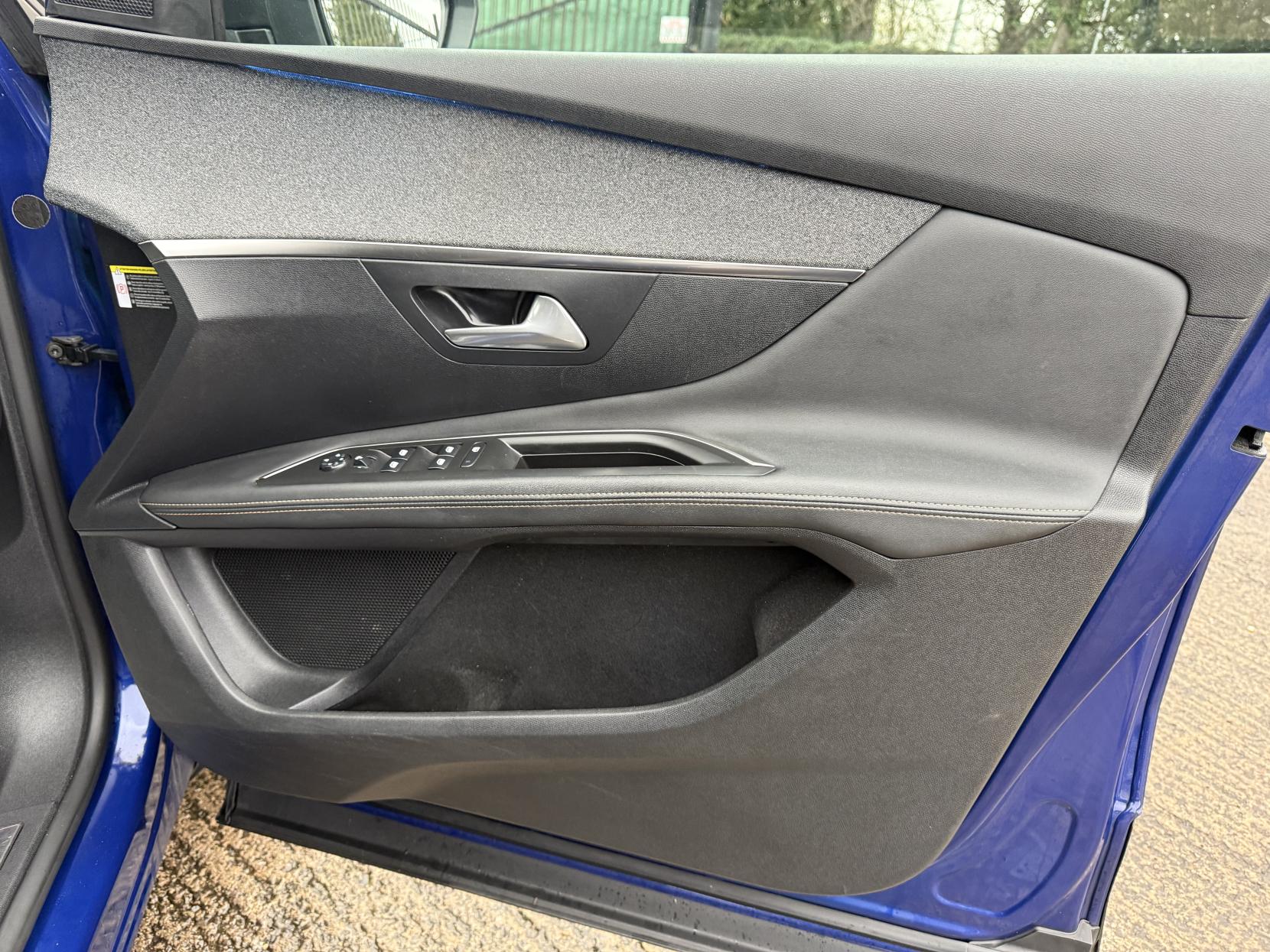 Peugeot 3008 1.5 BlueHDi GT Line SUV 5dr Diesel EAT Euro 6 (s/s) (130 ps)