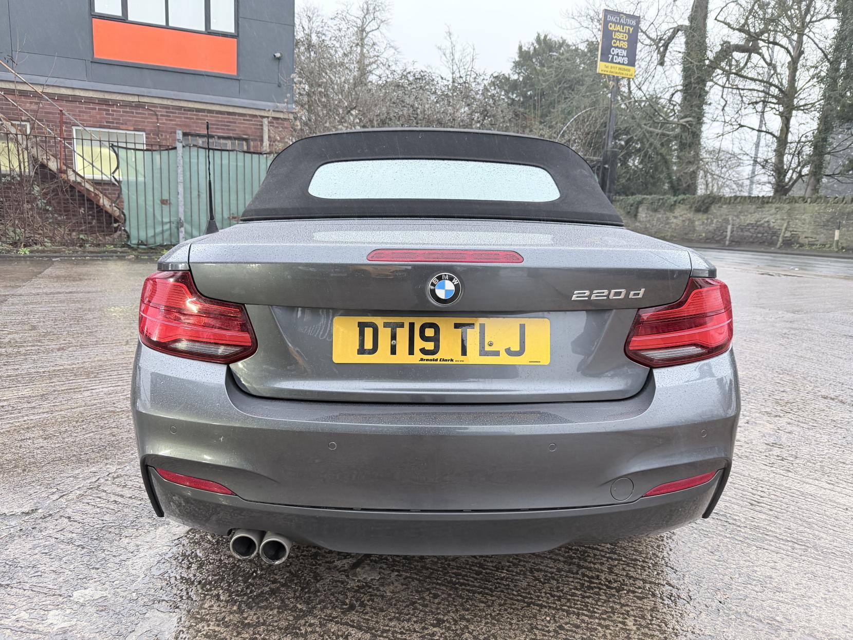 BMW 2 Series 2.0 220d M Sport Convertible 2dr Diesel Auto Euro 6 (s/s) (190 ps)