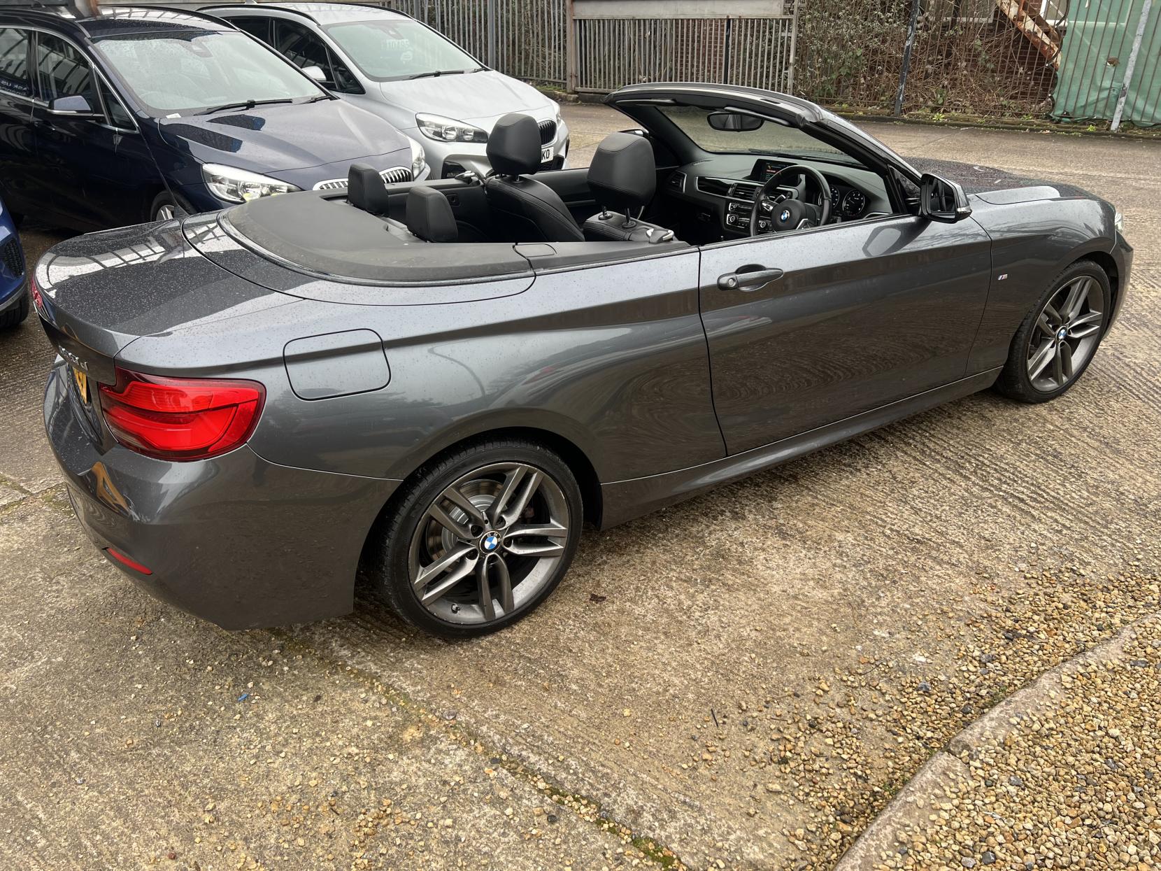 BMW 2 Series 2.0 220d M Sport Convertible 2dr Diesel Auto Euro 6 (s/s) (190 ps)