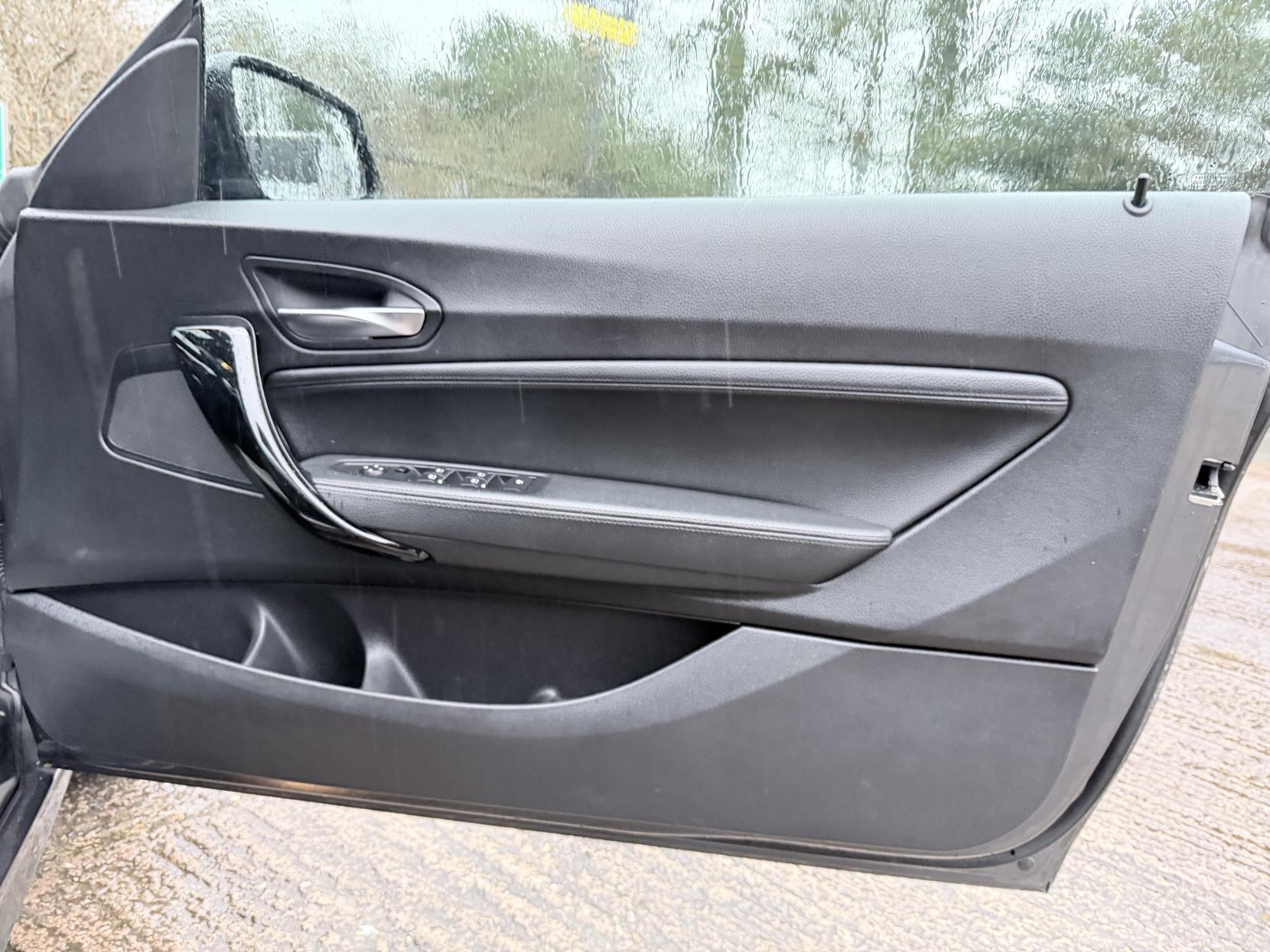 BMW 2 Series 2.0 220d M Sport Convertible 2dr Diesel Auto Euro 6 (s/s) (190 ps)