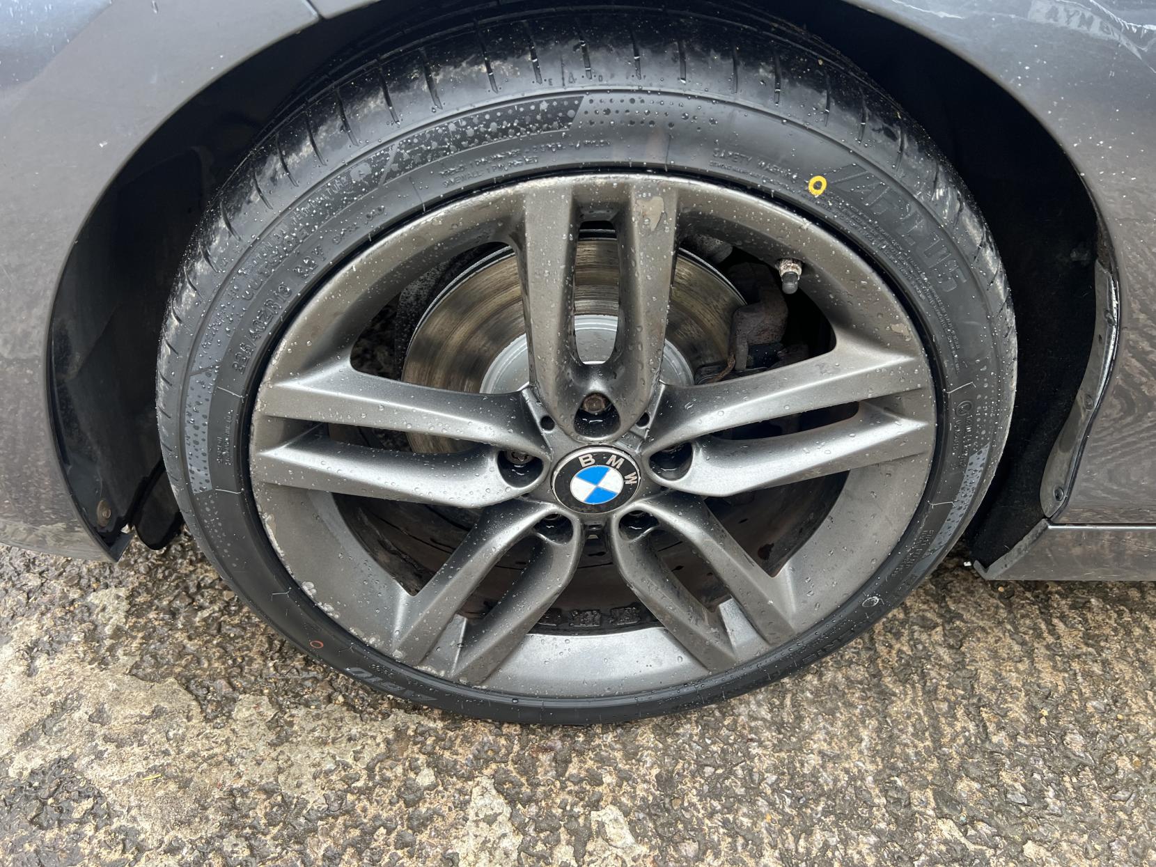 BMW 2 Series 2.0 220d M Sport Convertible 2dr Diesel Auto Euro 6 (s/s) (190 ps)