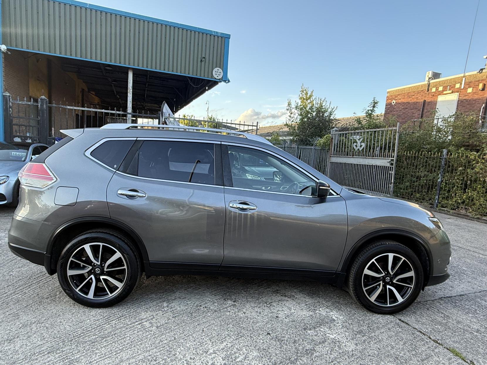 Nissan X-Trail 1.6 dCi Tekna SUV 5dr Diesel Manual 4WD Euro 6 (s/s) (130 ps)