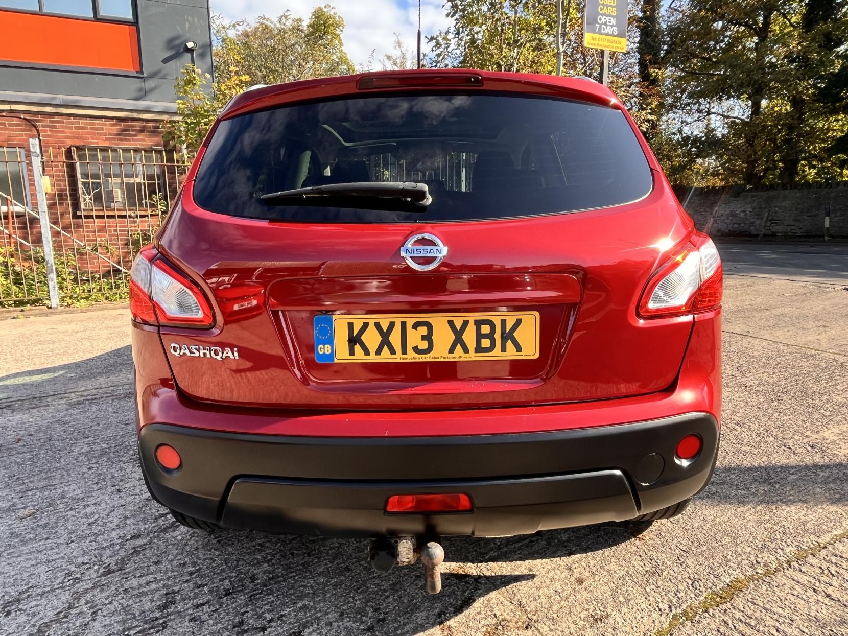 Nissan Qashqai 1.6 n-tec+ SUV 5dr Petrol Manual 2WD Euro 5 (117 ps)