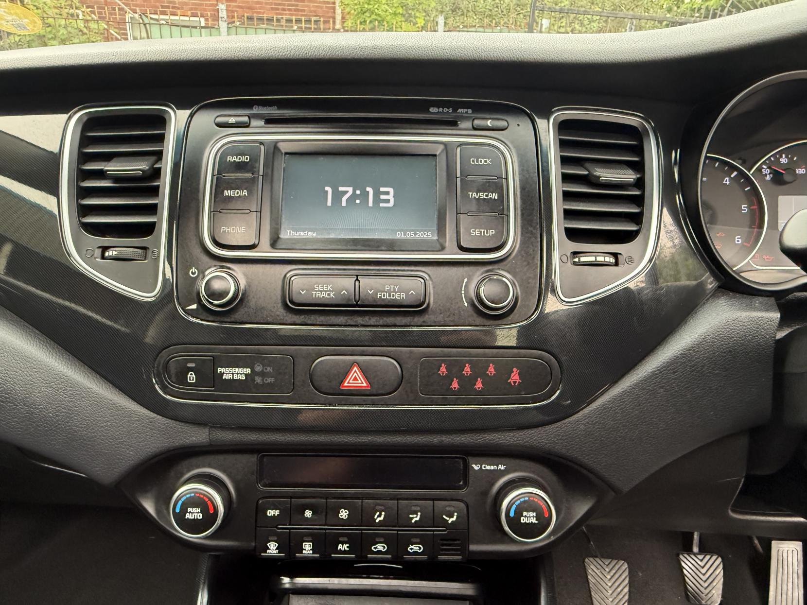 Kia Carens 1.7 CRDi EcoDynamics 3 MPV 5dr Diesel Manual Euro 5 (s/s) (134 bhp)