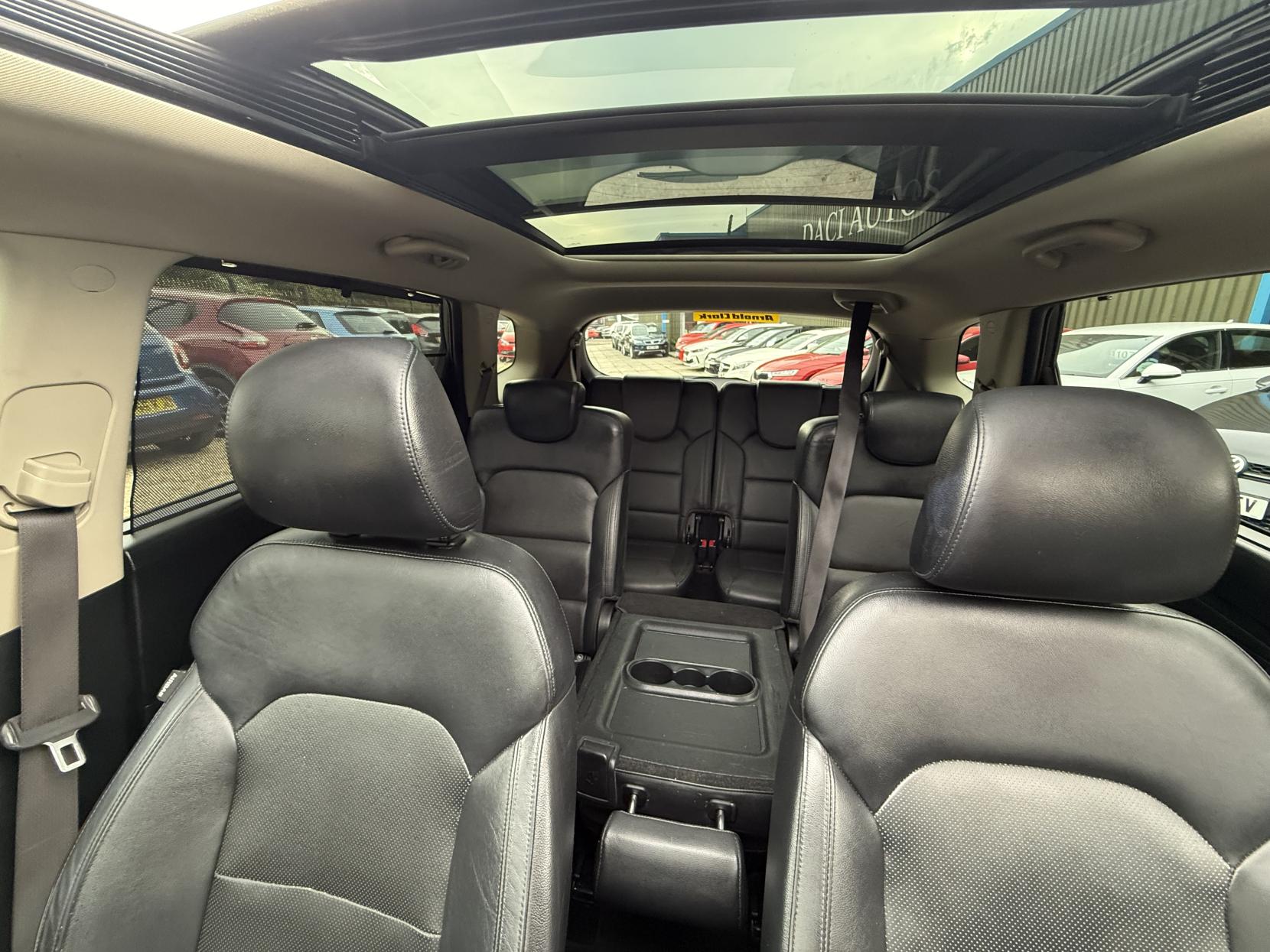 Kia Carens 1.7 CRDi EcoDynamics 3 MPV 5dr Diesel Manual Euro 5 (s/s) (134 bhp)